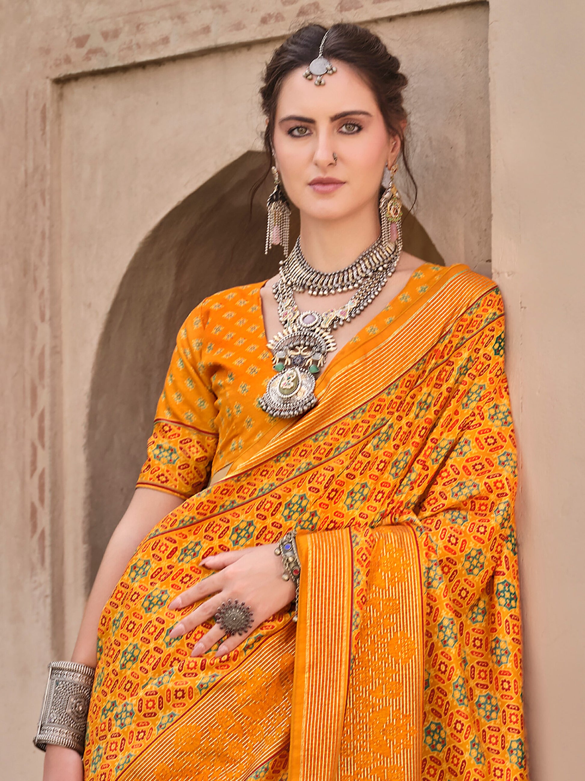 Alluring Mustard Yellow Printed Silk Haldi Wear Saree With Blouse