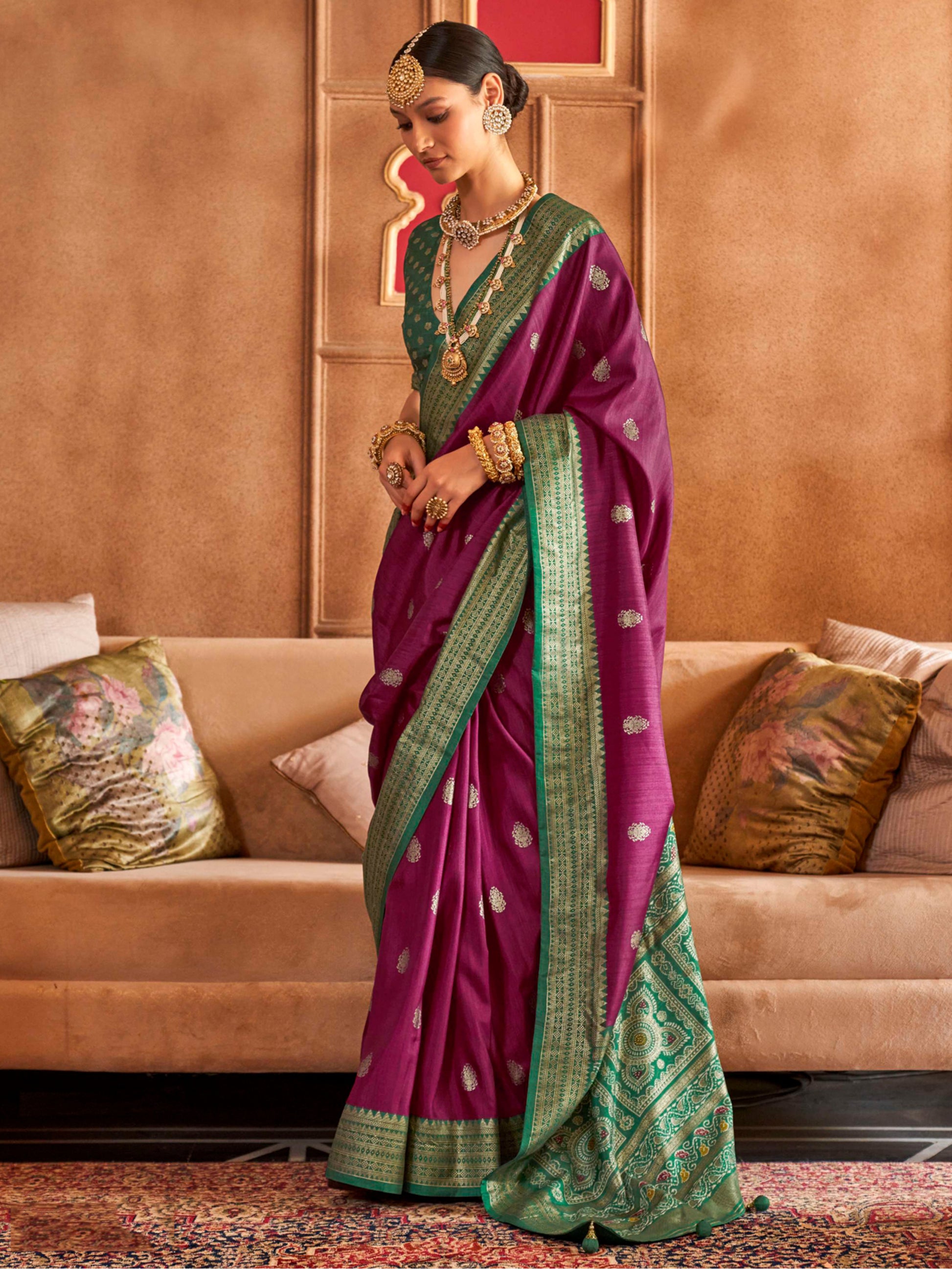 Enchanting Purple Zari Weaving Patola Silk Saree With Blouse
