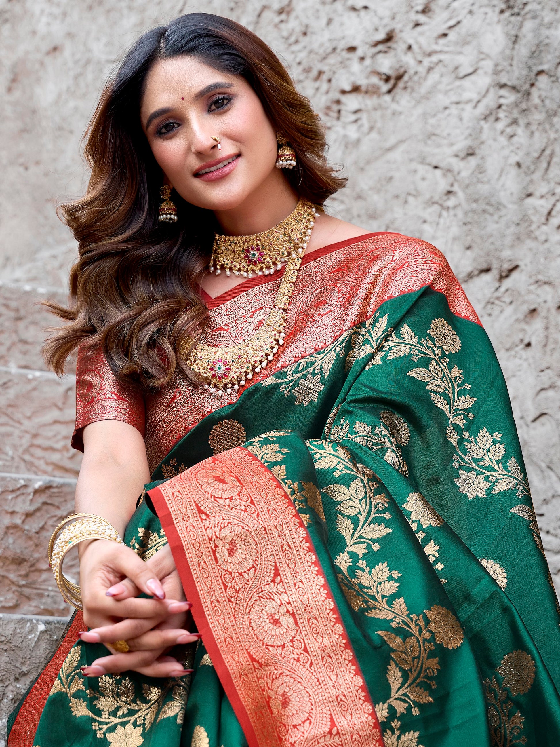 Astonishing Green Zari Weaving Silk Wedding Saree With Blouse