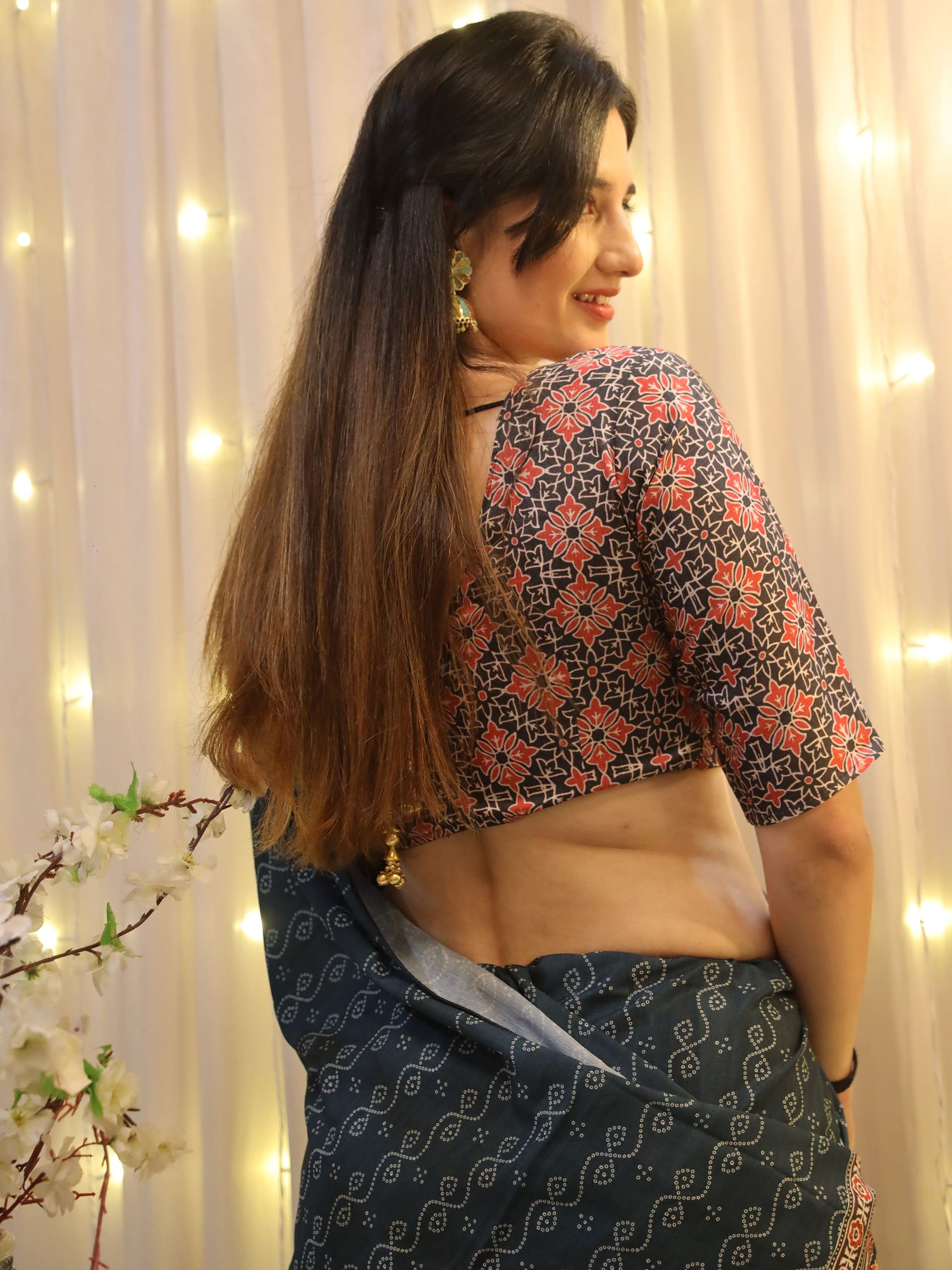 Beautiful Teal Blue Digital Printed Crepe Saree With Blouse