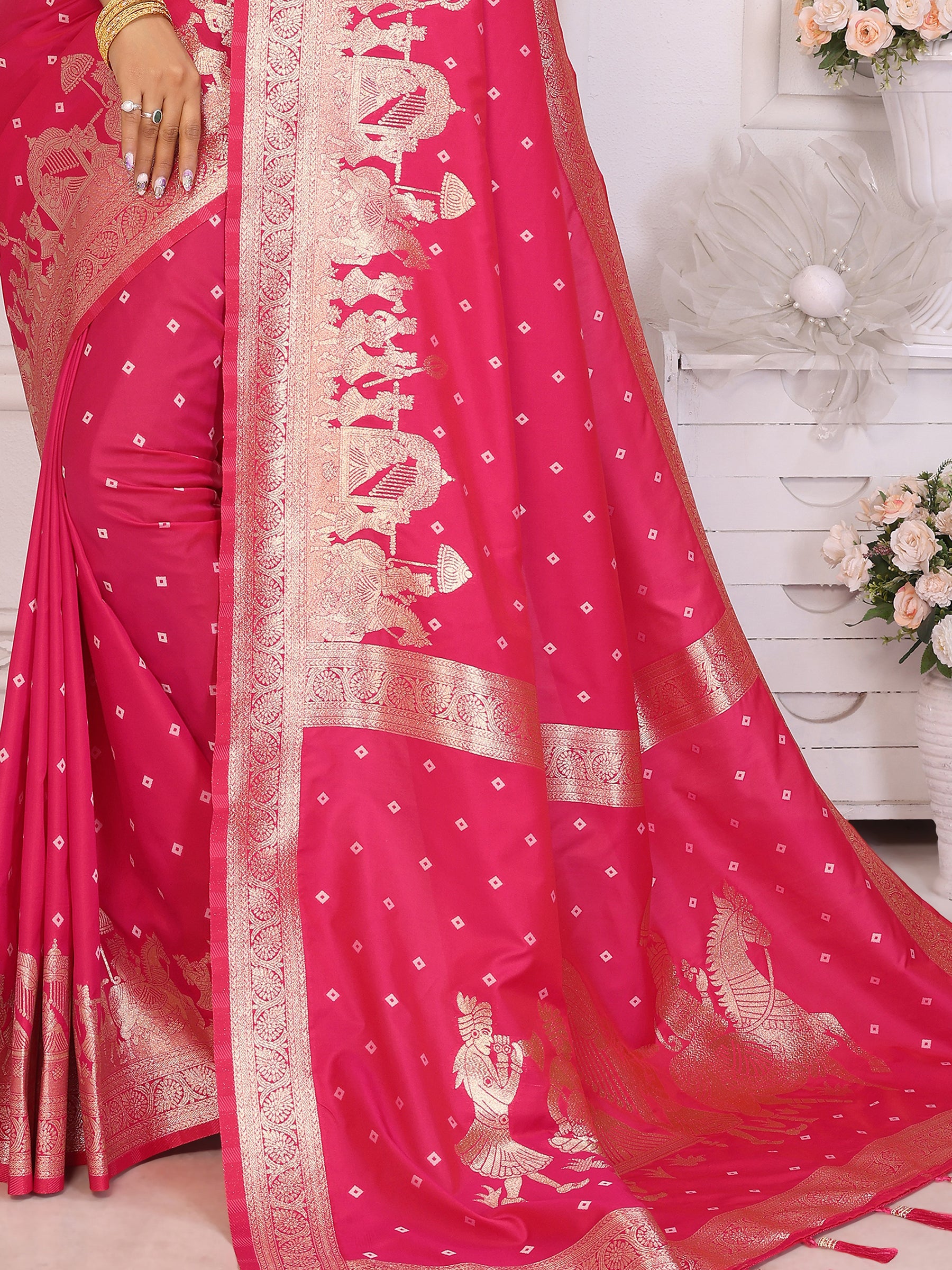 Stunning Pink Zari Weaving Kochi Silk Evening Wear Saree With Blouse