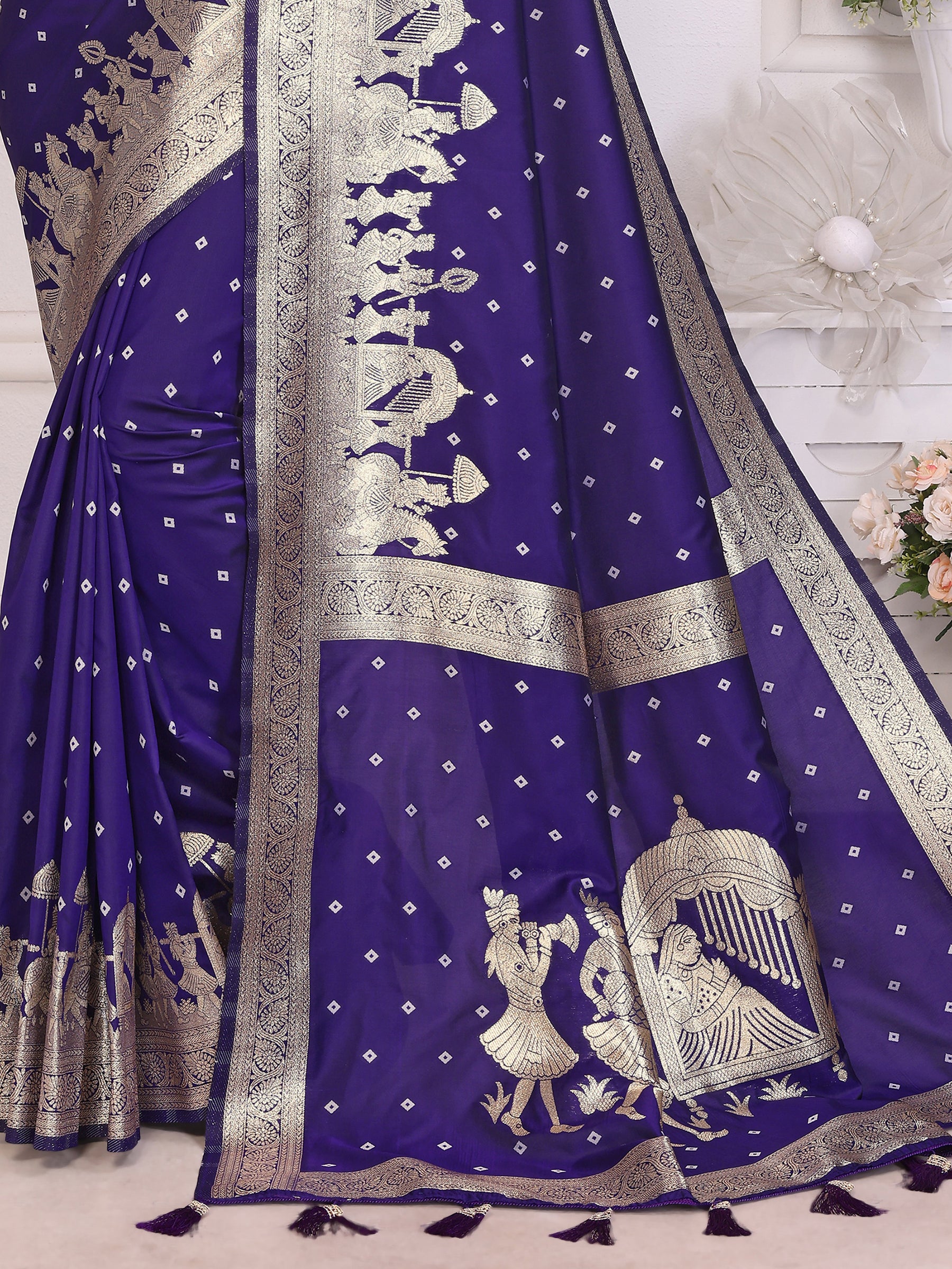 Adorable Violet Zari Weaving Kochi Silk Event Wear Saree With Blouse