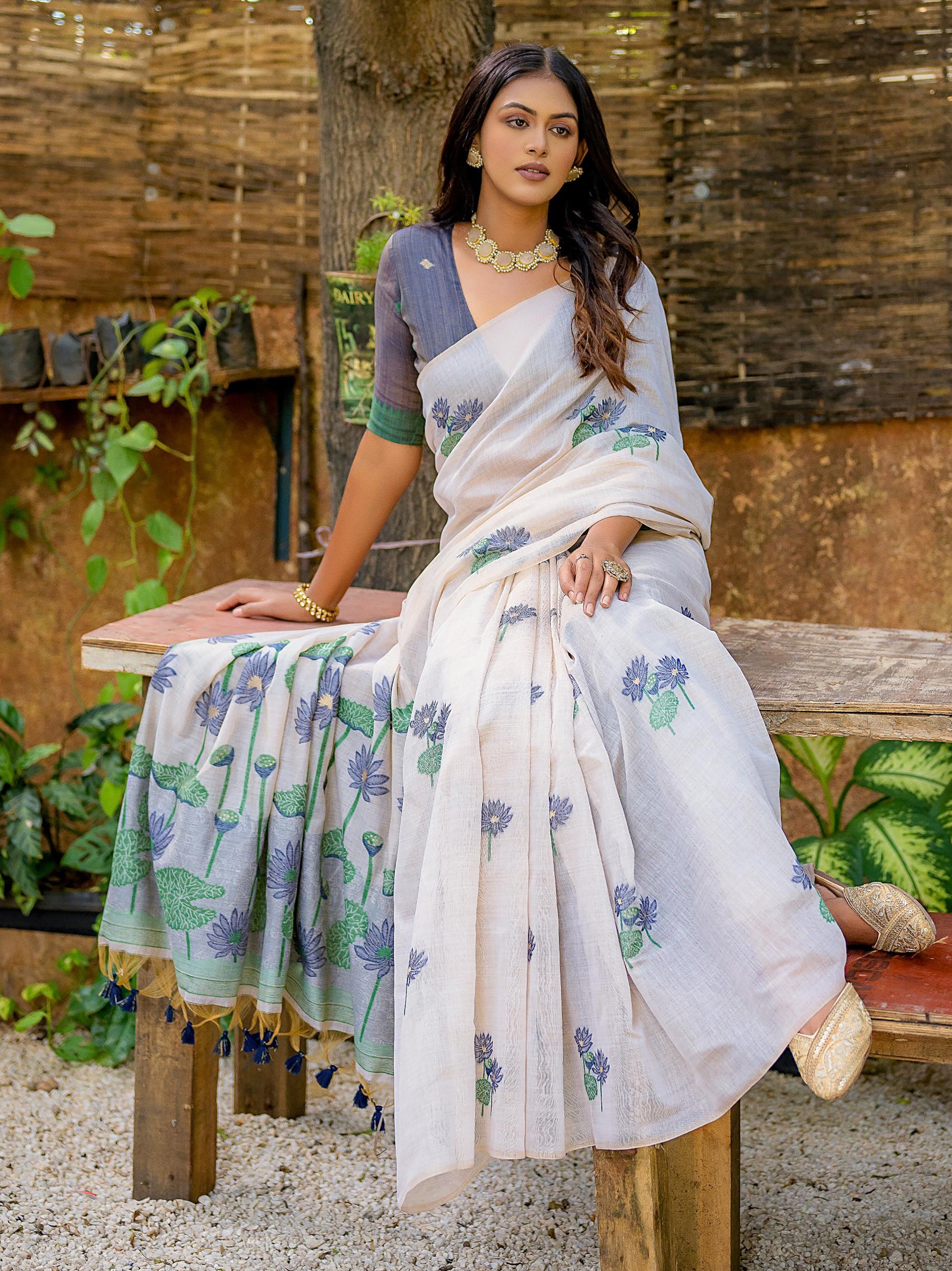 Gorgeous Off-White Floral Weaving Printed Cotton Saree With Blouse