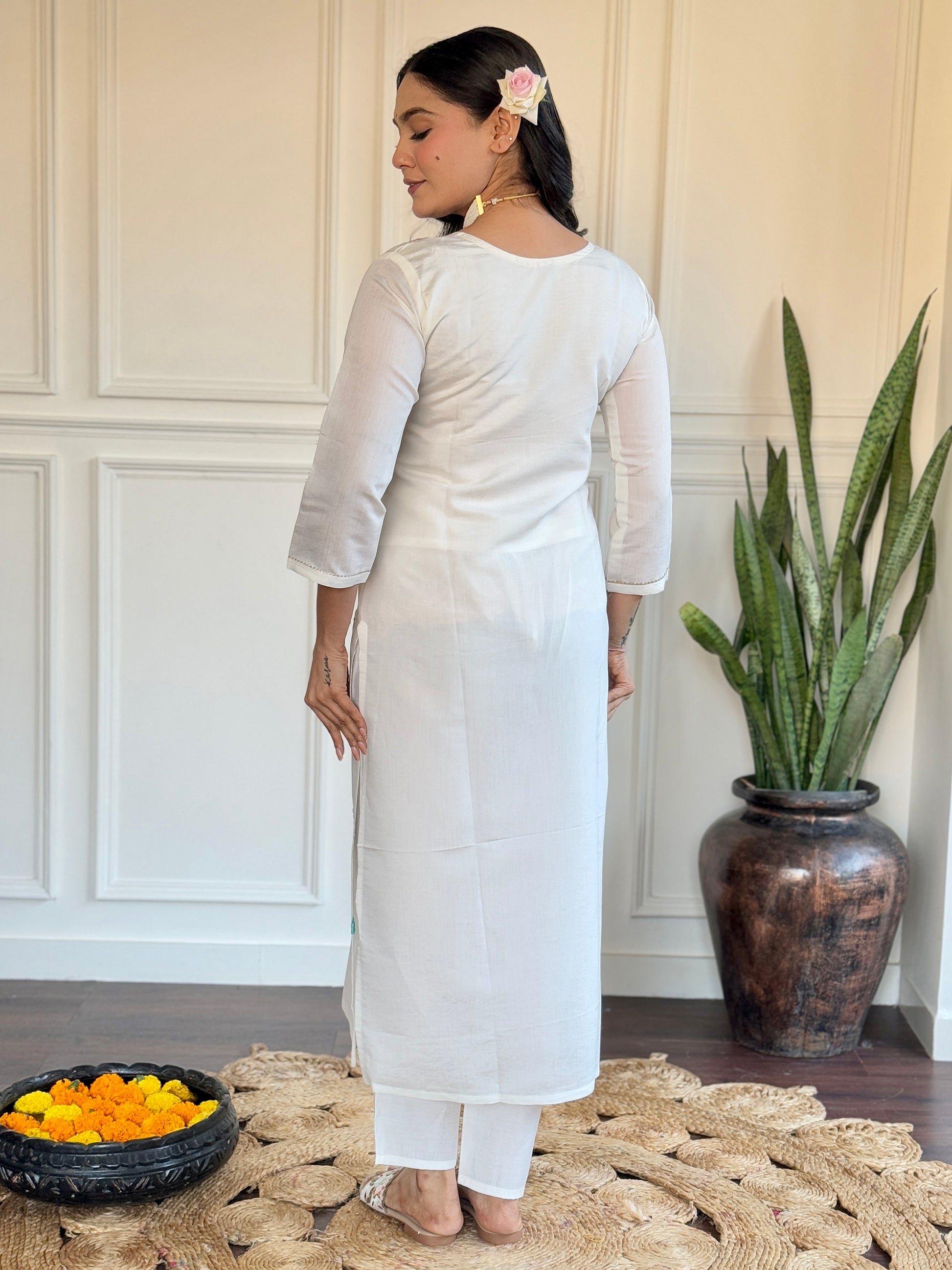 Amazing Off-White Thread Embroidered Viscose Pant Suit With Dupatta