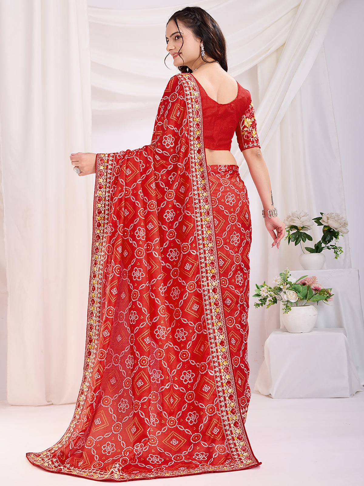 Glamorous Maroon Bandhani Printed Silk Bridal Saree
