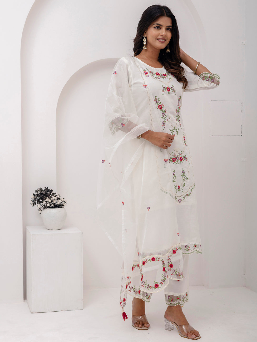 Magnetic White Floral Embroidered Viscose Silk Pant Suit With Dupatta