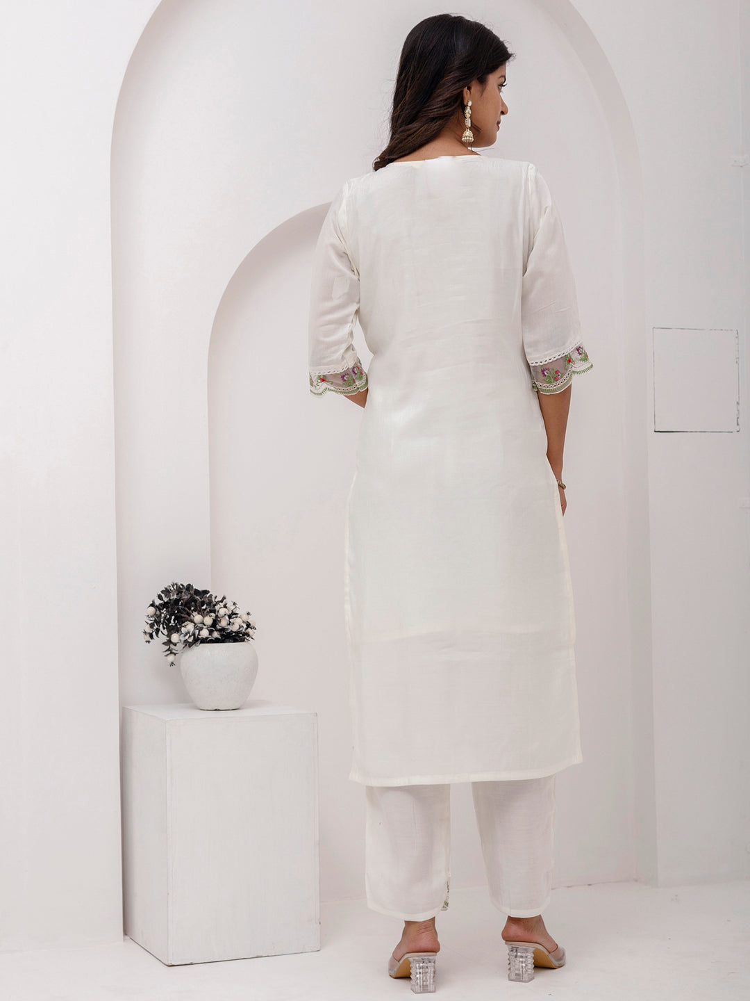 Magnetic White Floral Embroidered Viscose Silk Pant Suit With Dupatta