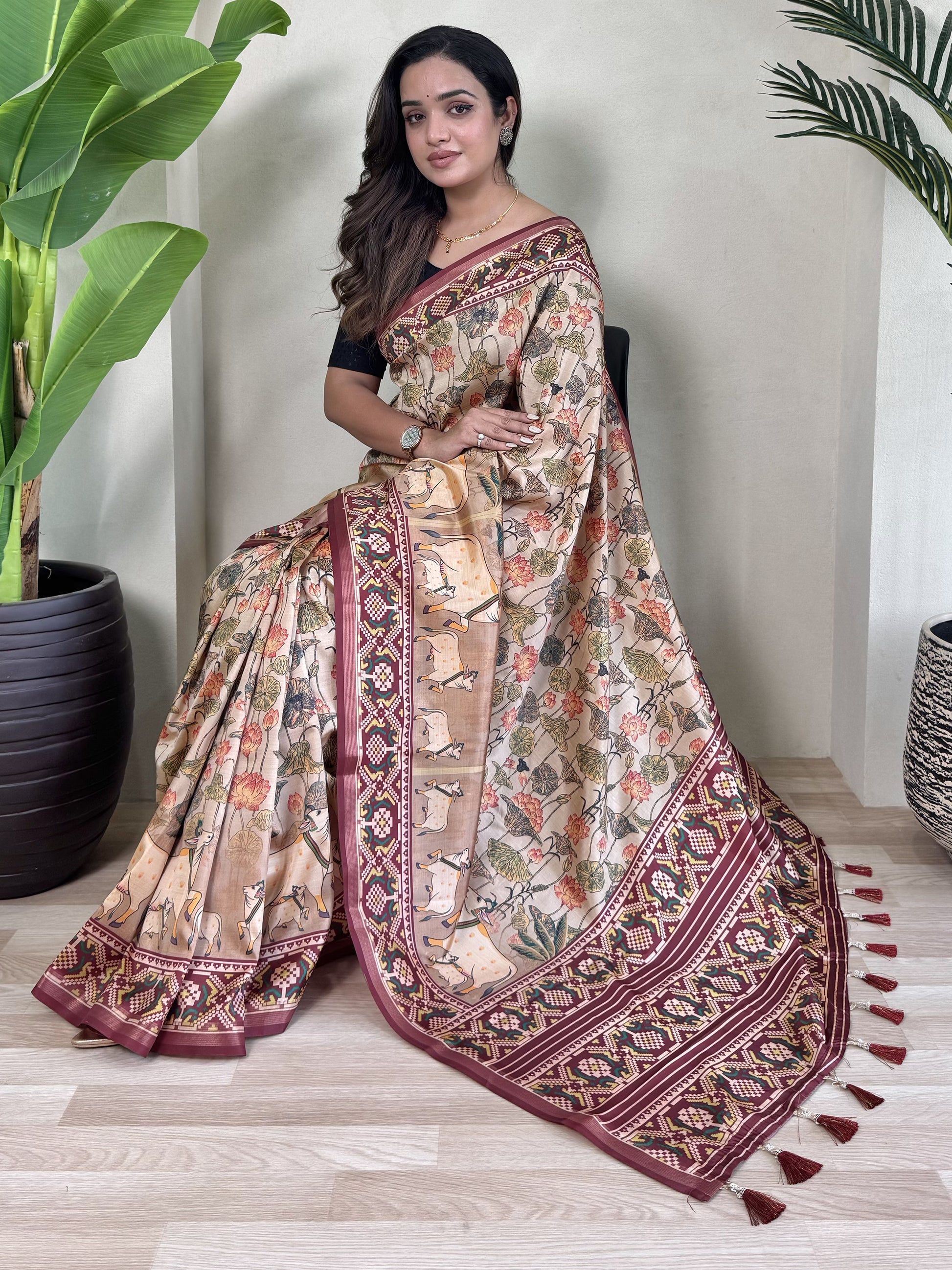 Attractive Cream Pichwai Printed Viscose Silk Saree With Blouse