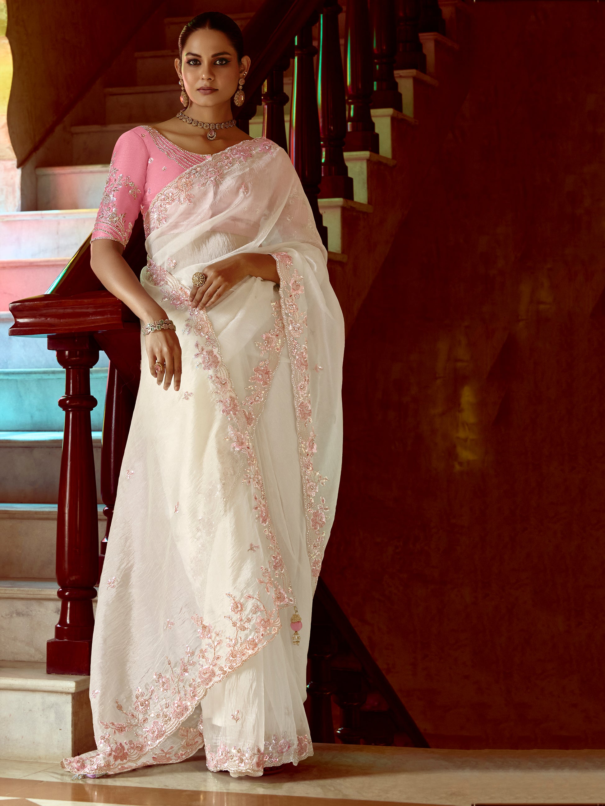 Gorgeous White Heavy Bordered Organza Silk Saree With Blouse