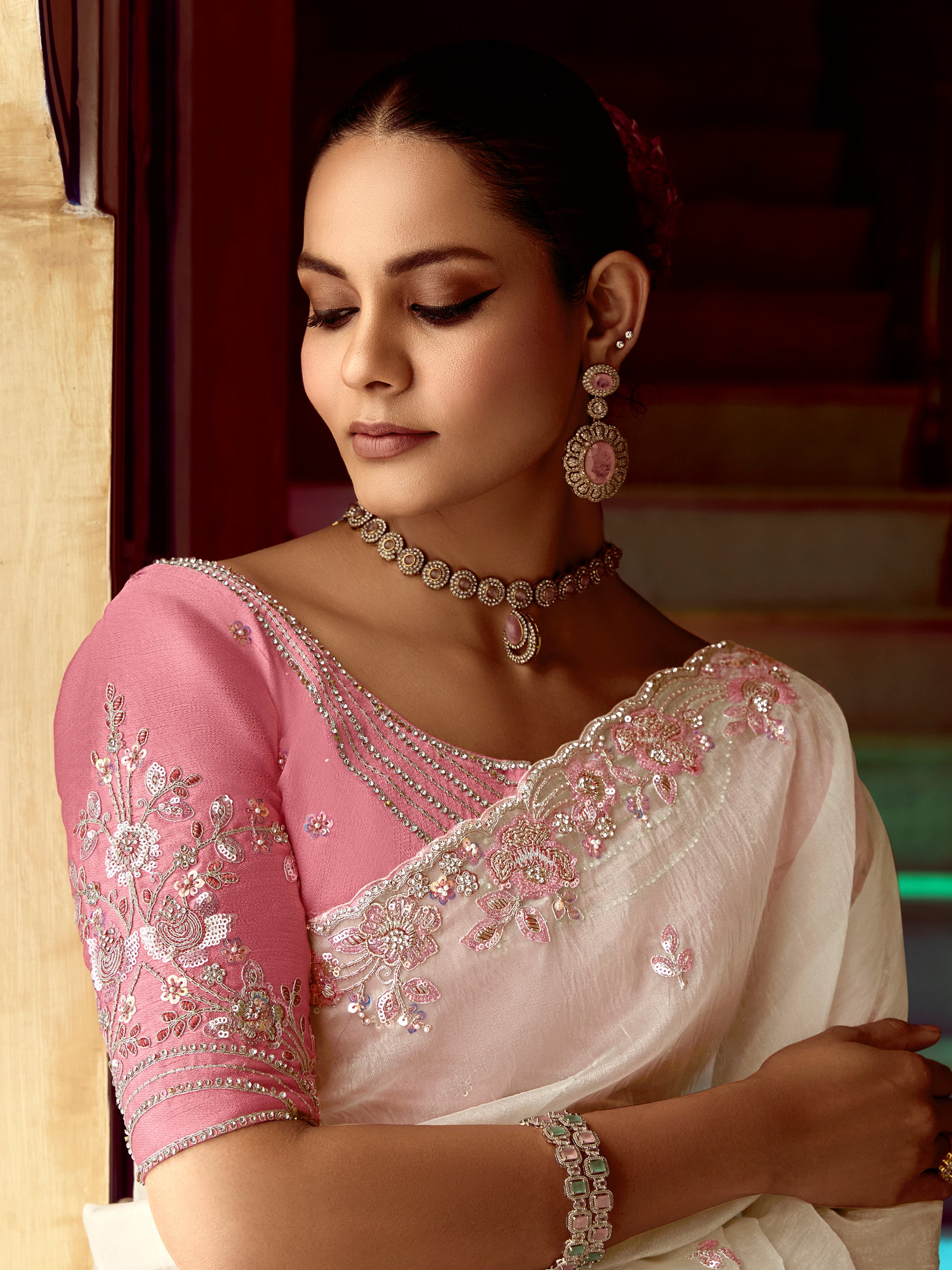 Gorgeous White Heavy Bordered Organza Silk Saree With Blouse