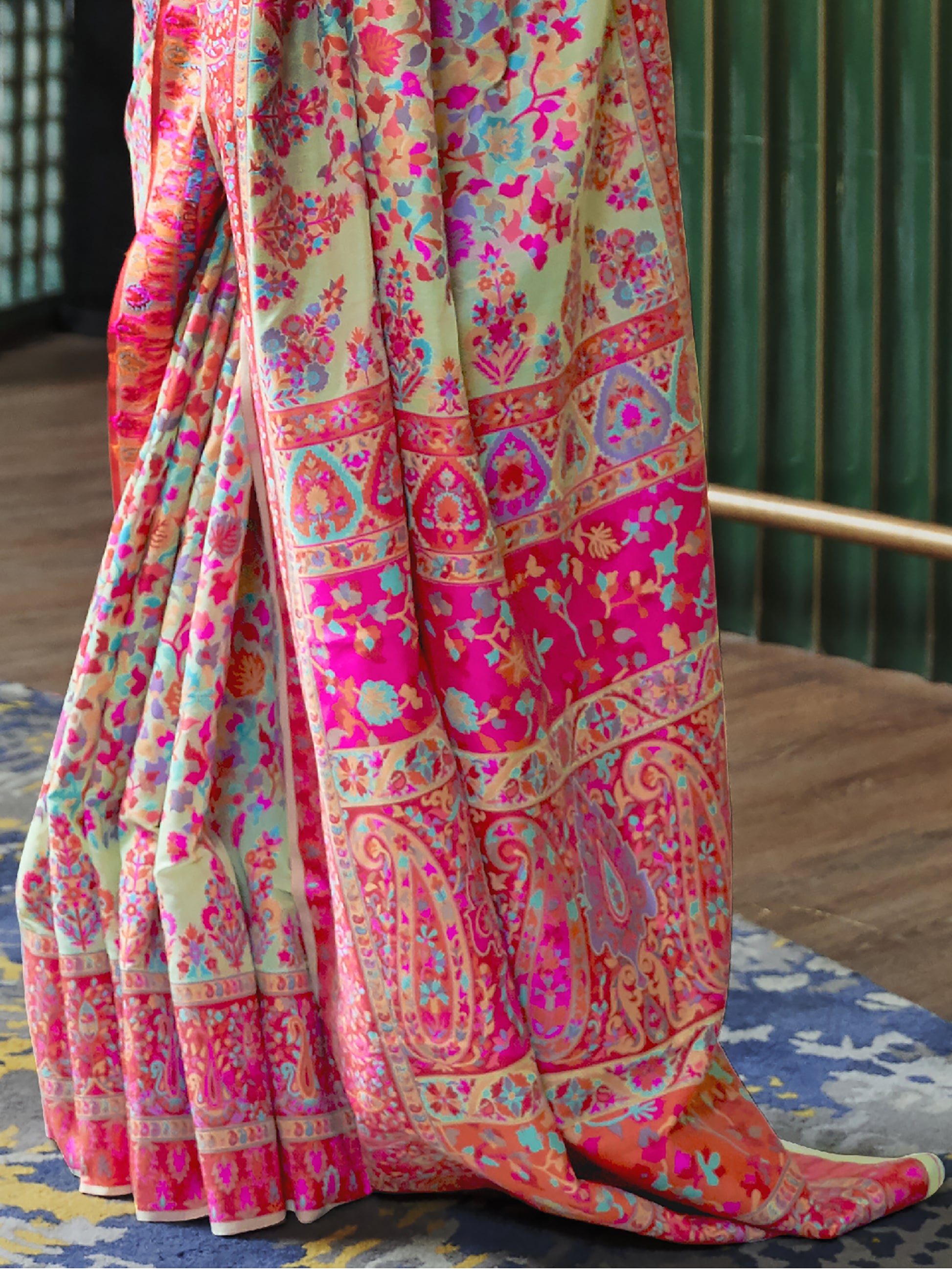 Fabulous Green Weaving Silk Traditional Saree With Blouse