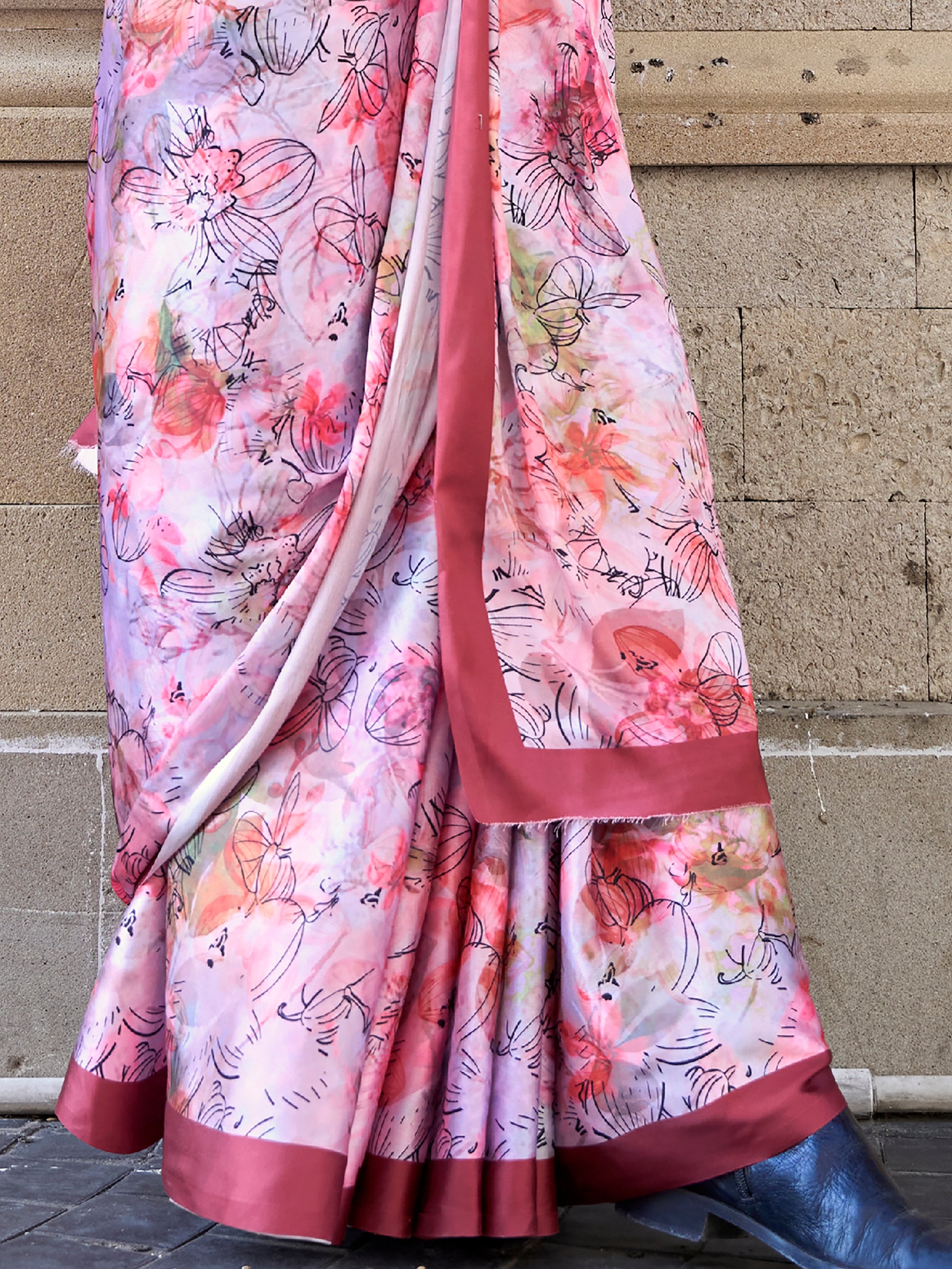 Beautiful Light Purple Digital Printed Satin Saree With Blouse