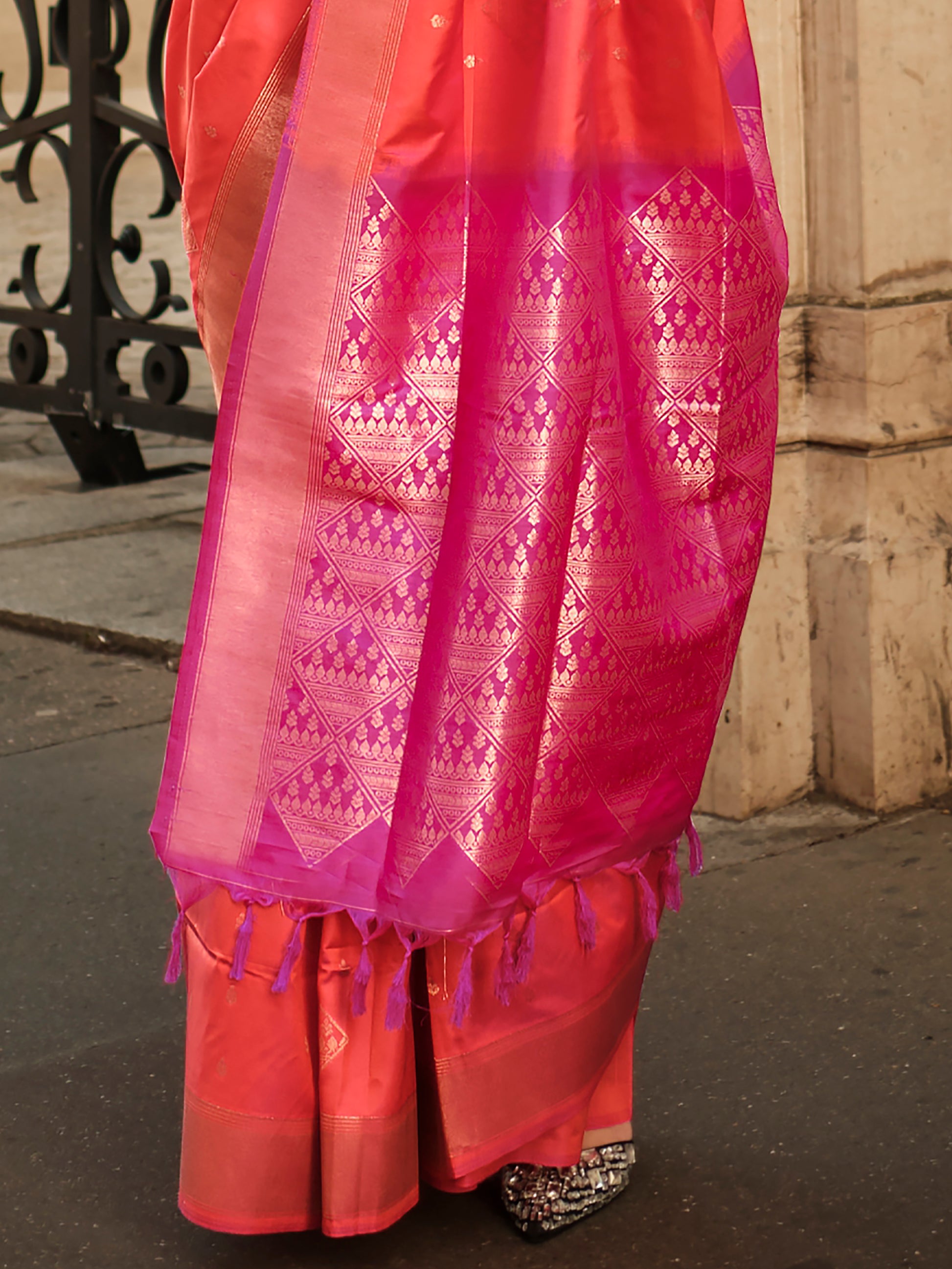 Gorgeous Peach Silk Zari Weaving Wedding Wear Saree With Blouse