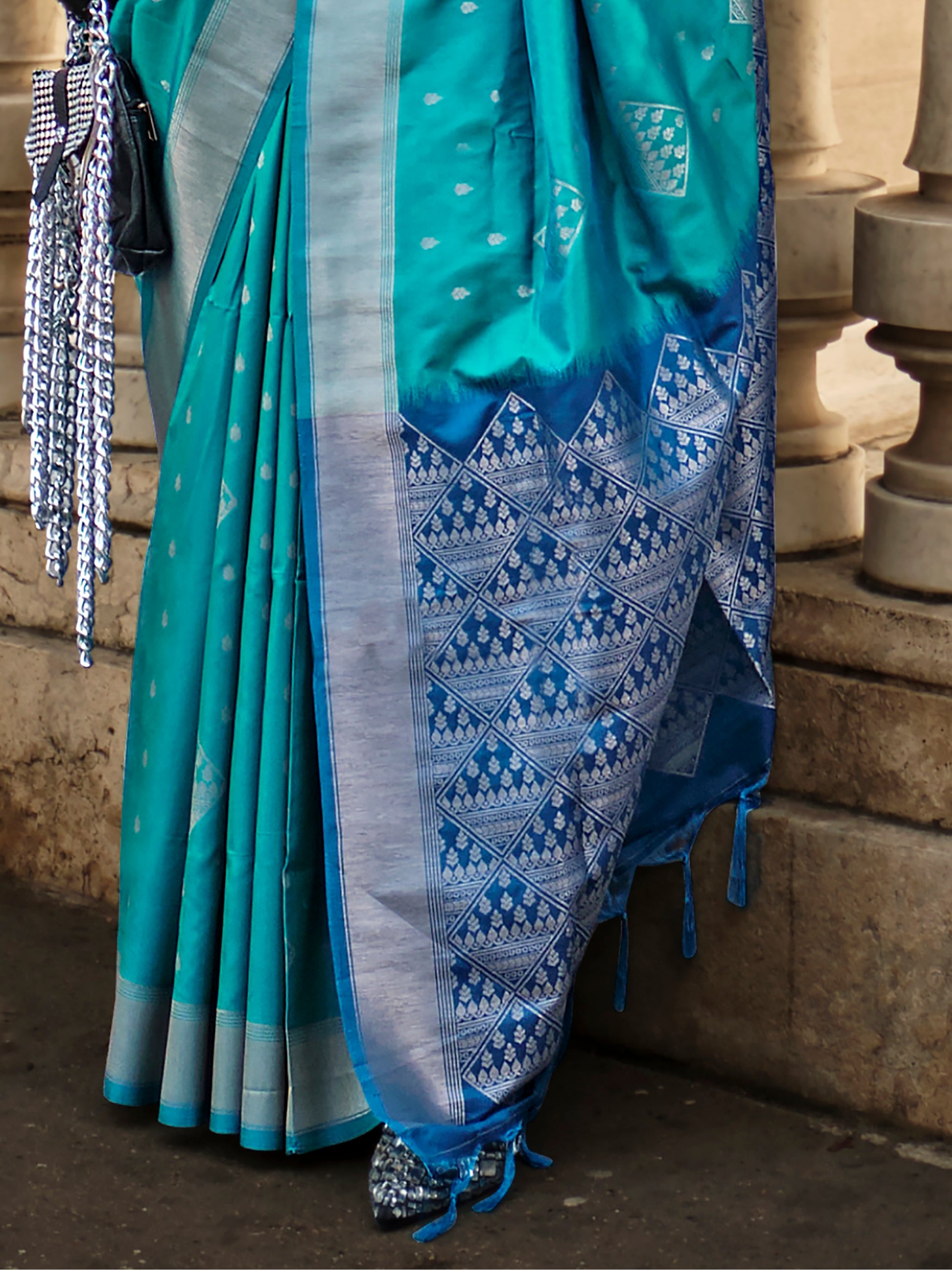 Wonderful Turquoise Silk Zari Weaving Designer Saree With Blouse