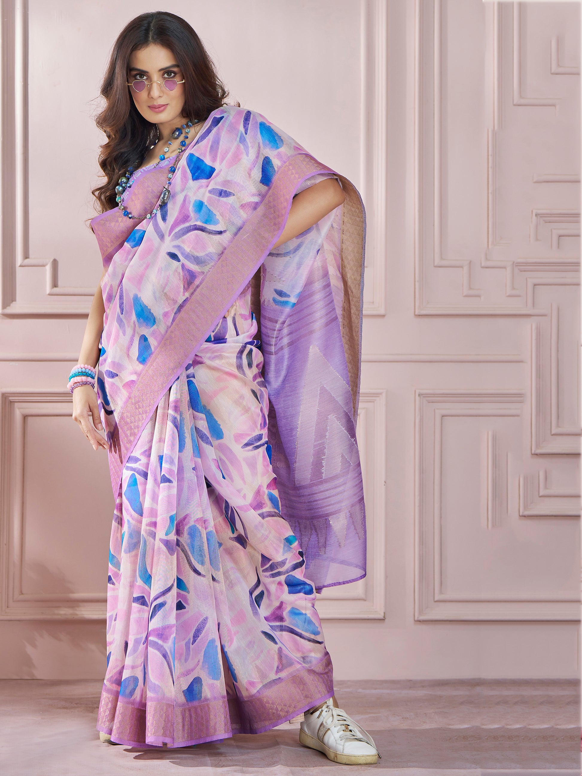 Bewitching Lavender Digital Printed Silk Casual Wear Saree With Blouse
