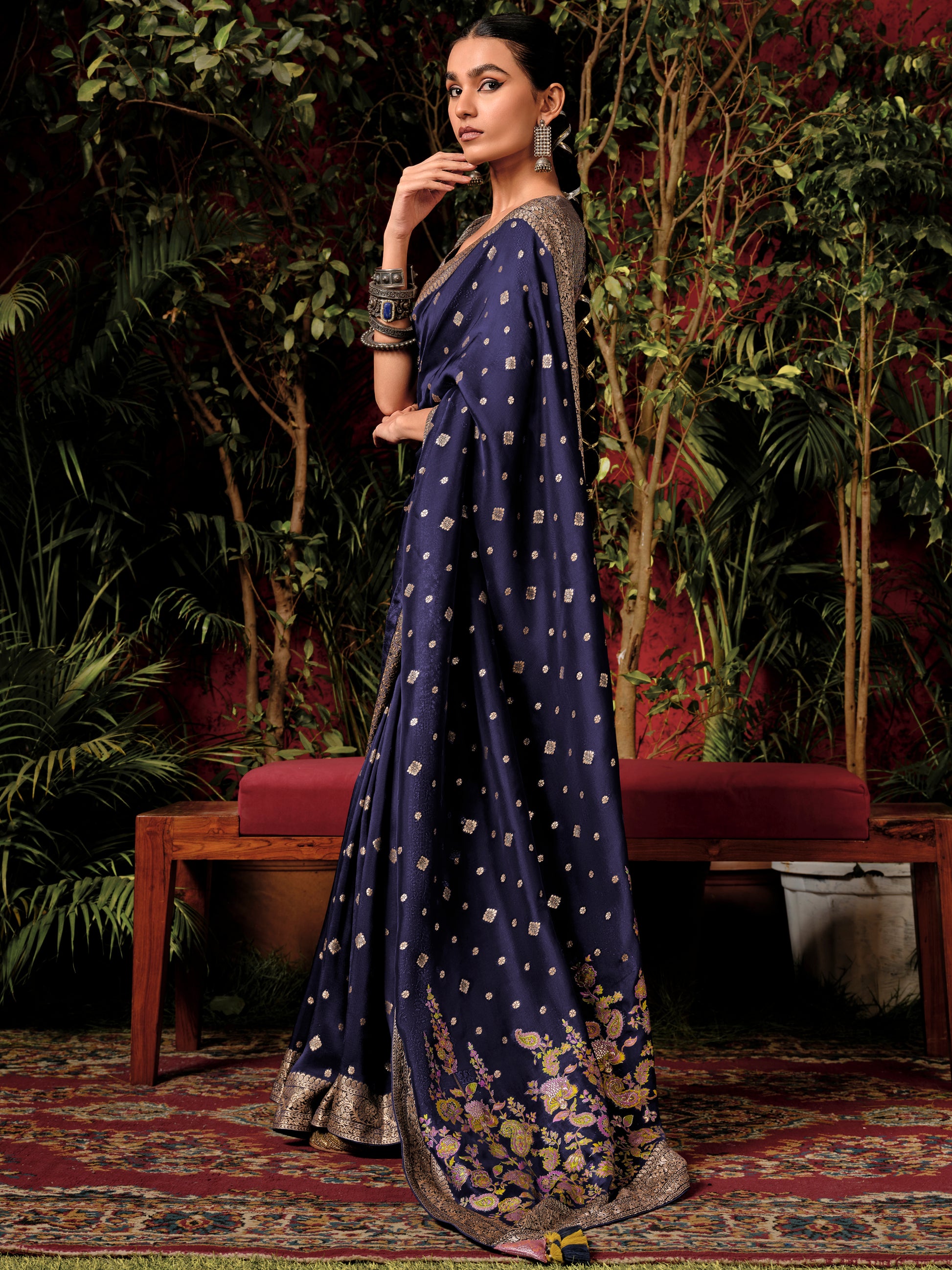 Captivating Navy Blue Zari Weaving Silk Traditional Saree With Blouse