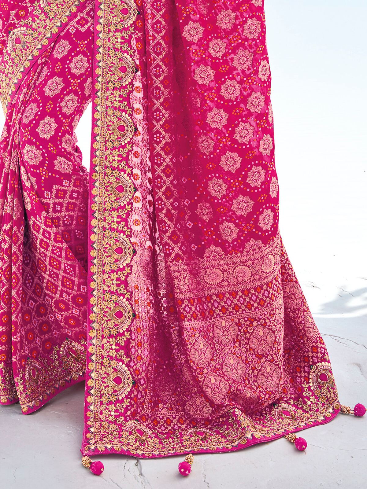 Fantastic Pink Bandhani Printed Georgette Traditional Saree With Blouse
