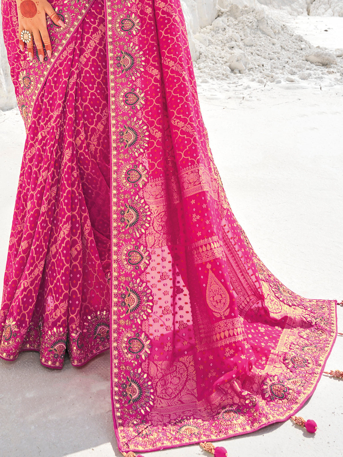 Excellent Rani Pink Bandhani Printed Georgette Saree With Blouse