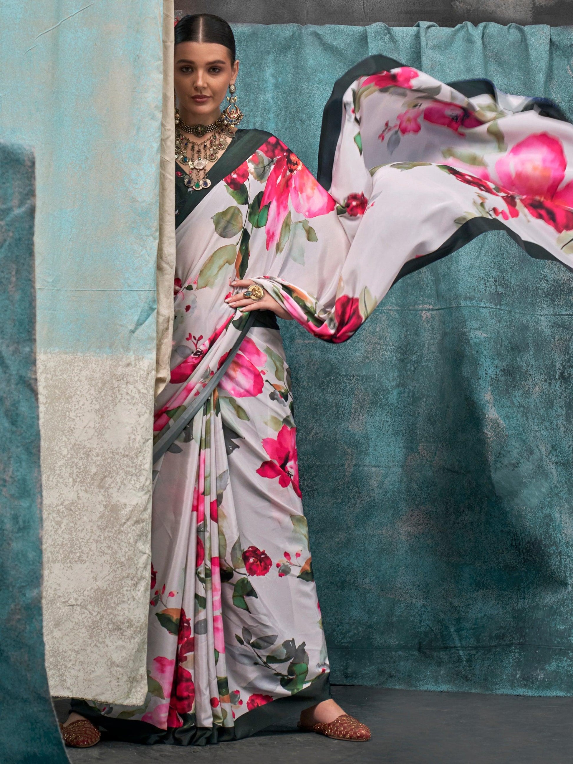 Attractive White Floral Printed Crepe Casual Wear Saree With Blouse