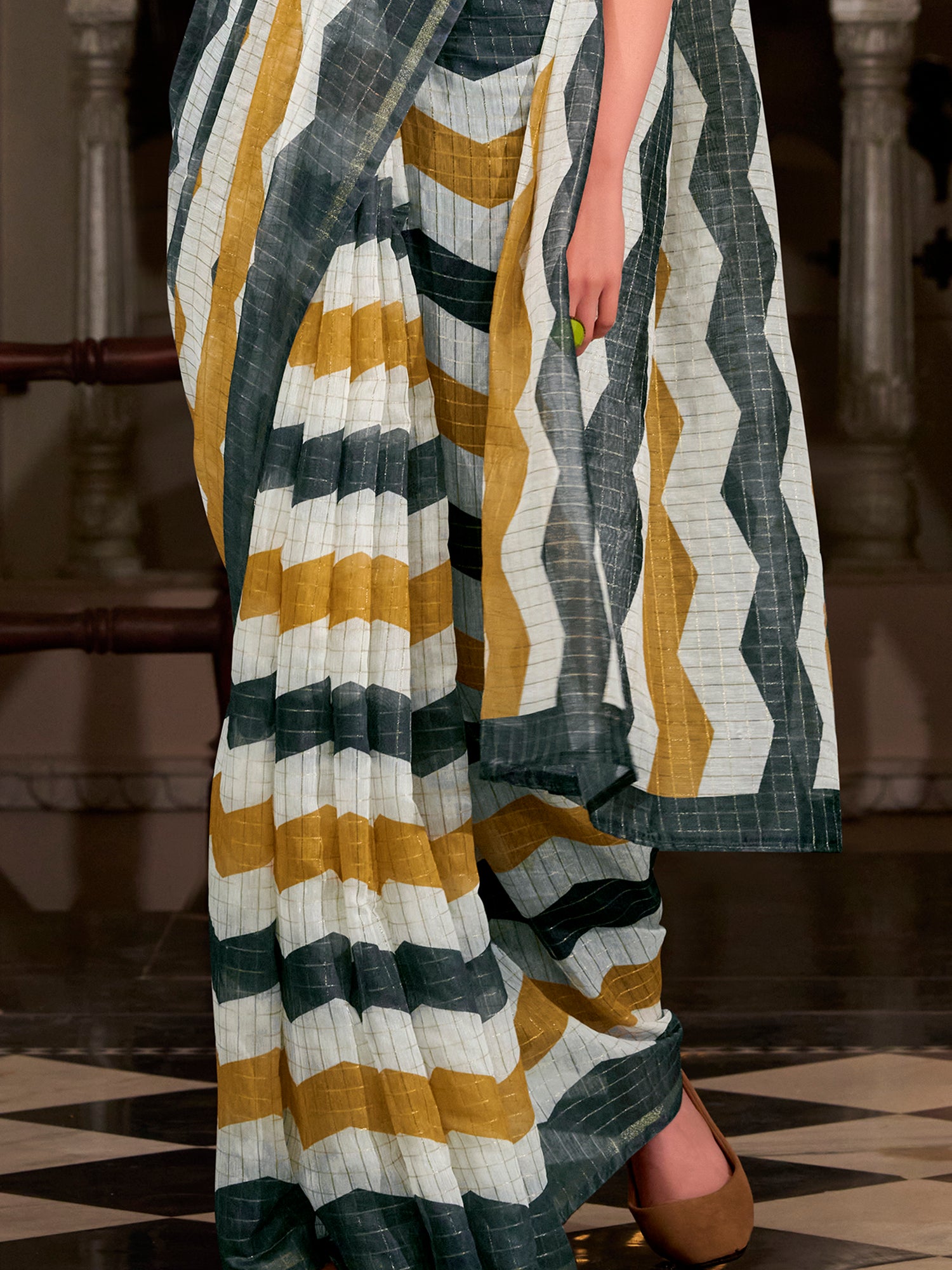 Stunning Multi-Color Floral Printed Cotton Casual Wear Saree