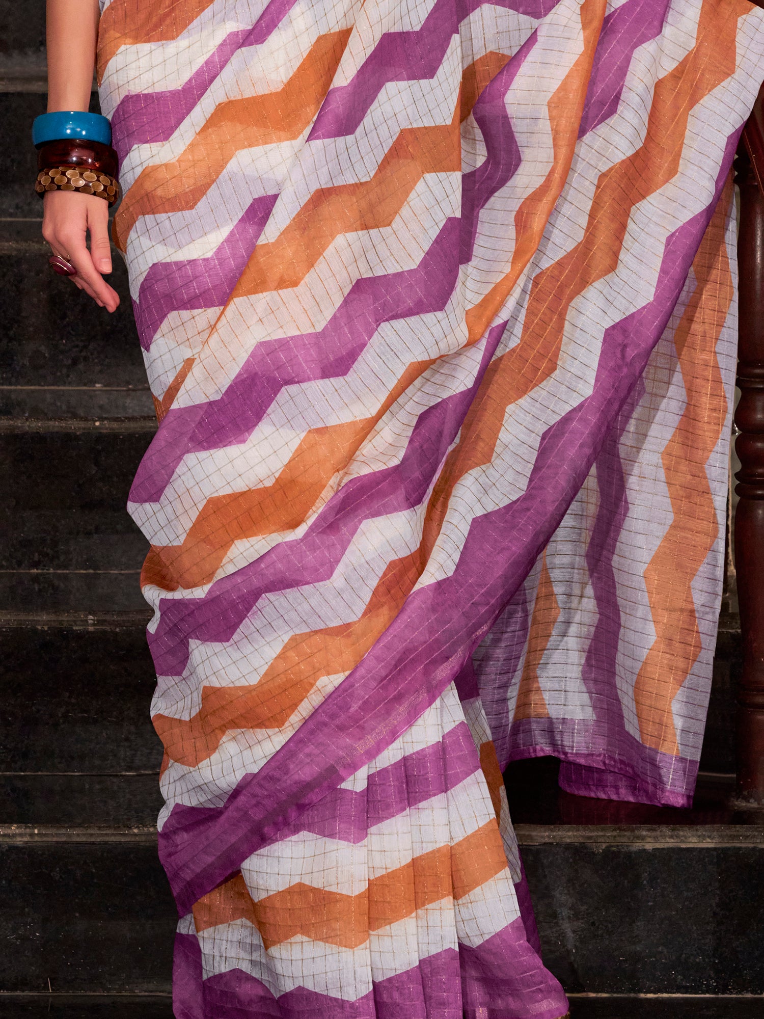 Charming Purple Floral Printed Linen Cotton Saree With Blouse