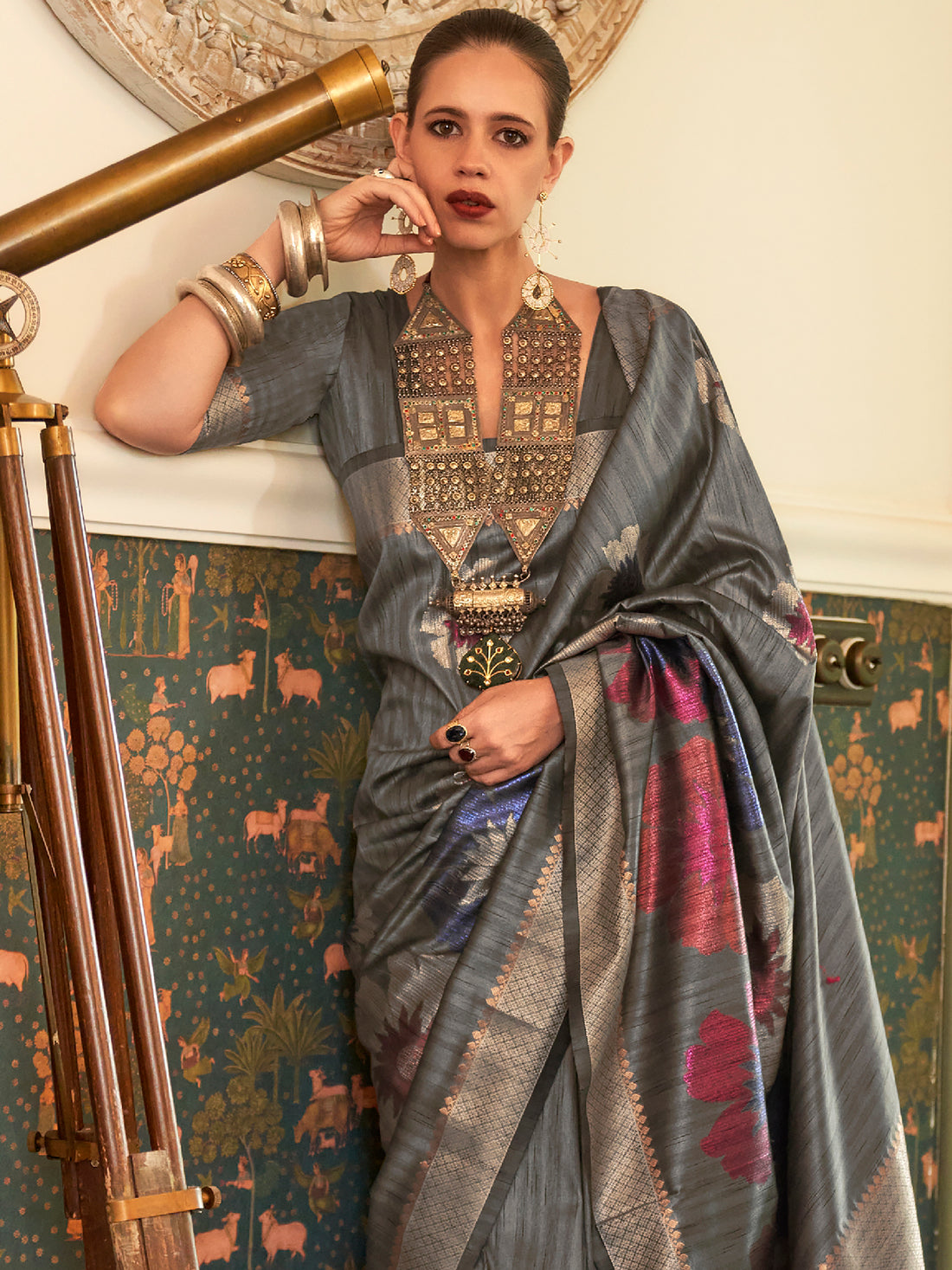 Graceful Grey Zari Weaving Silk Wedding Wear Saree With Blouse