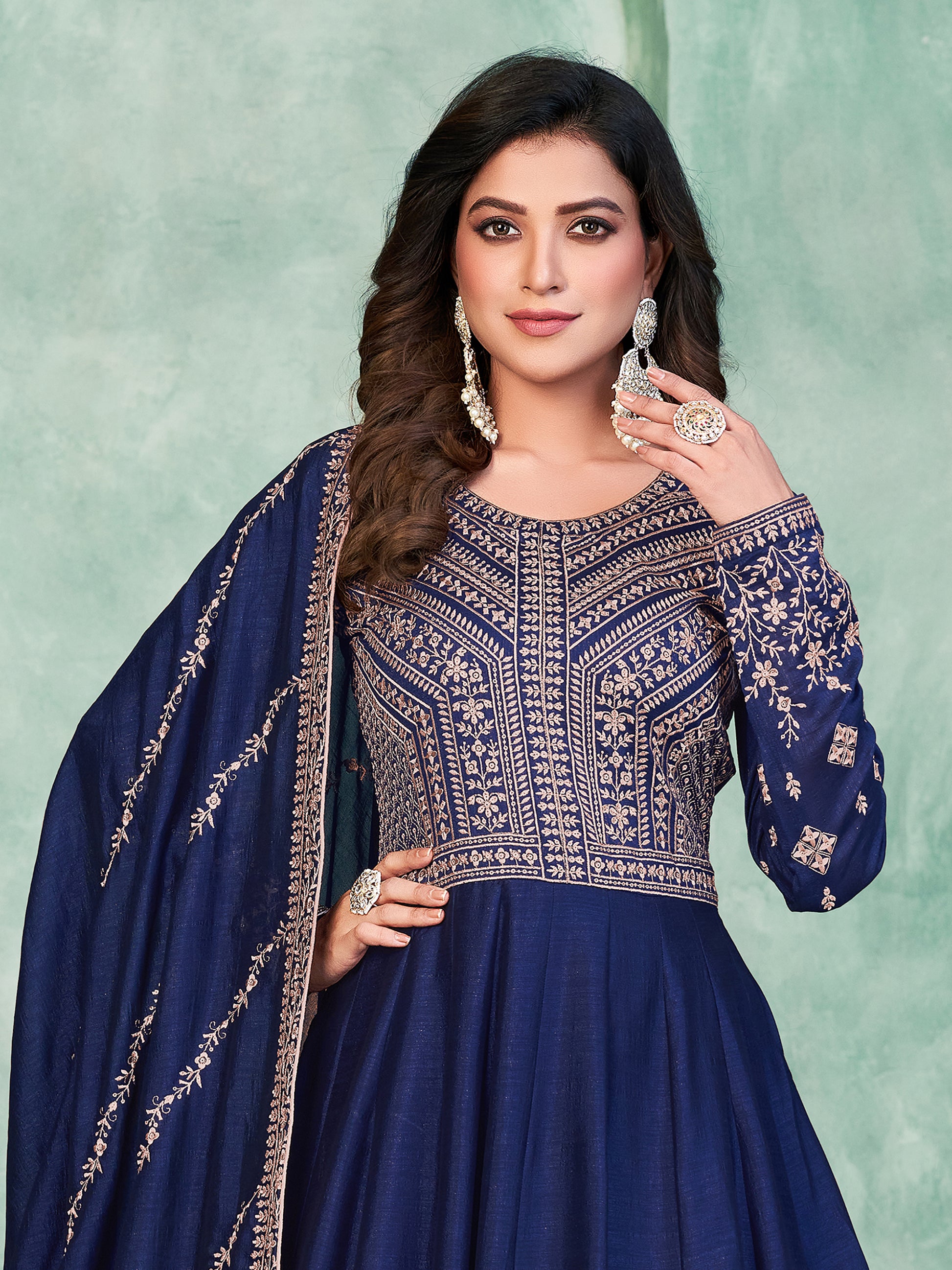 Charming Navy Blue Sequins Silk Engagement Wear Gown