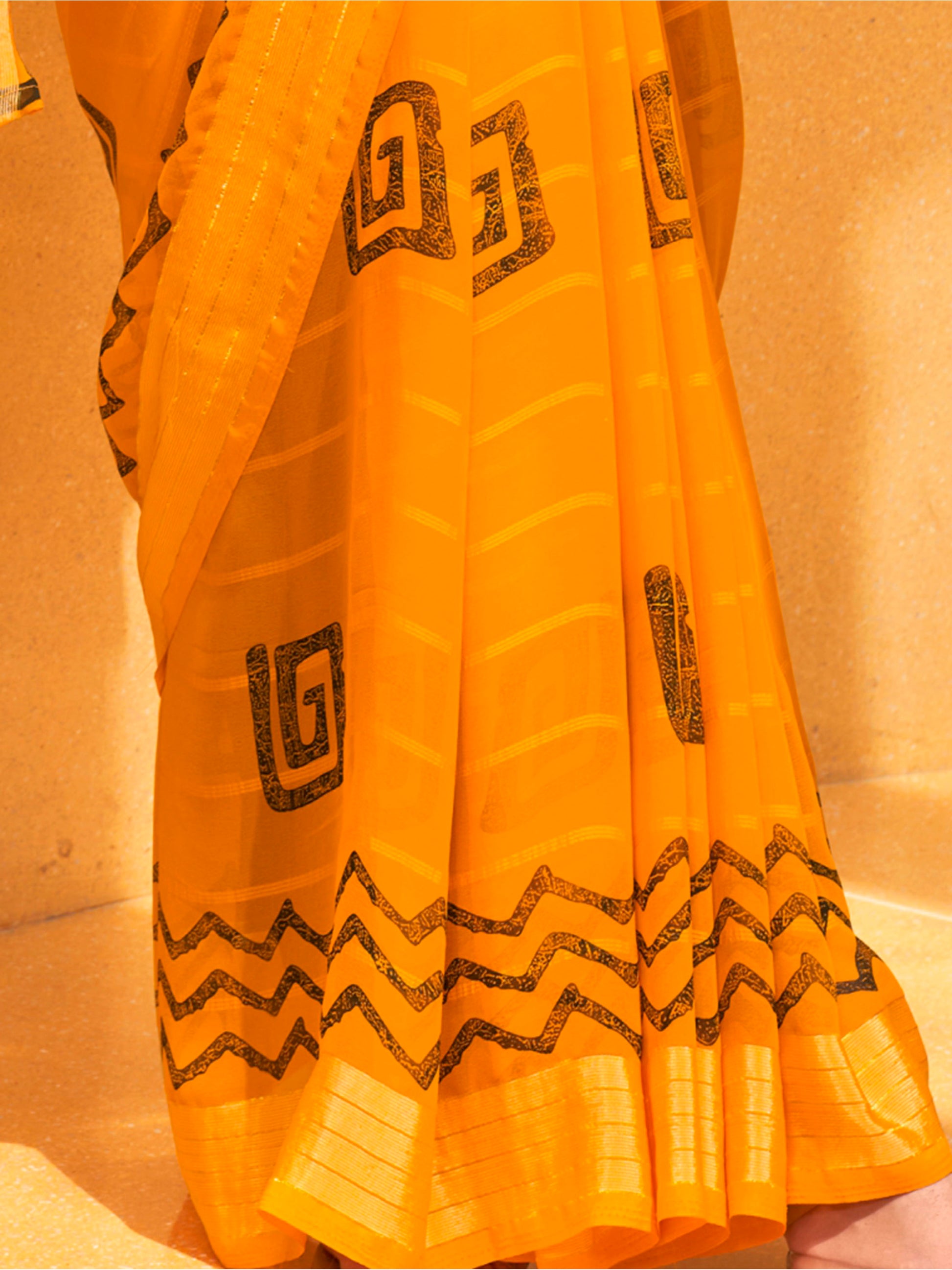 Alluring Yellow Foil Printed Georgette Haldi Wear Saree With Blouse