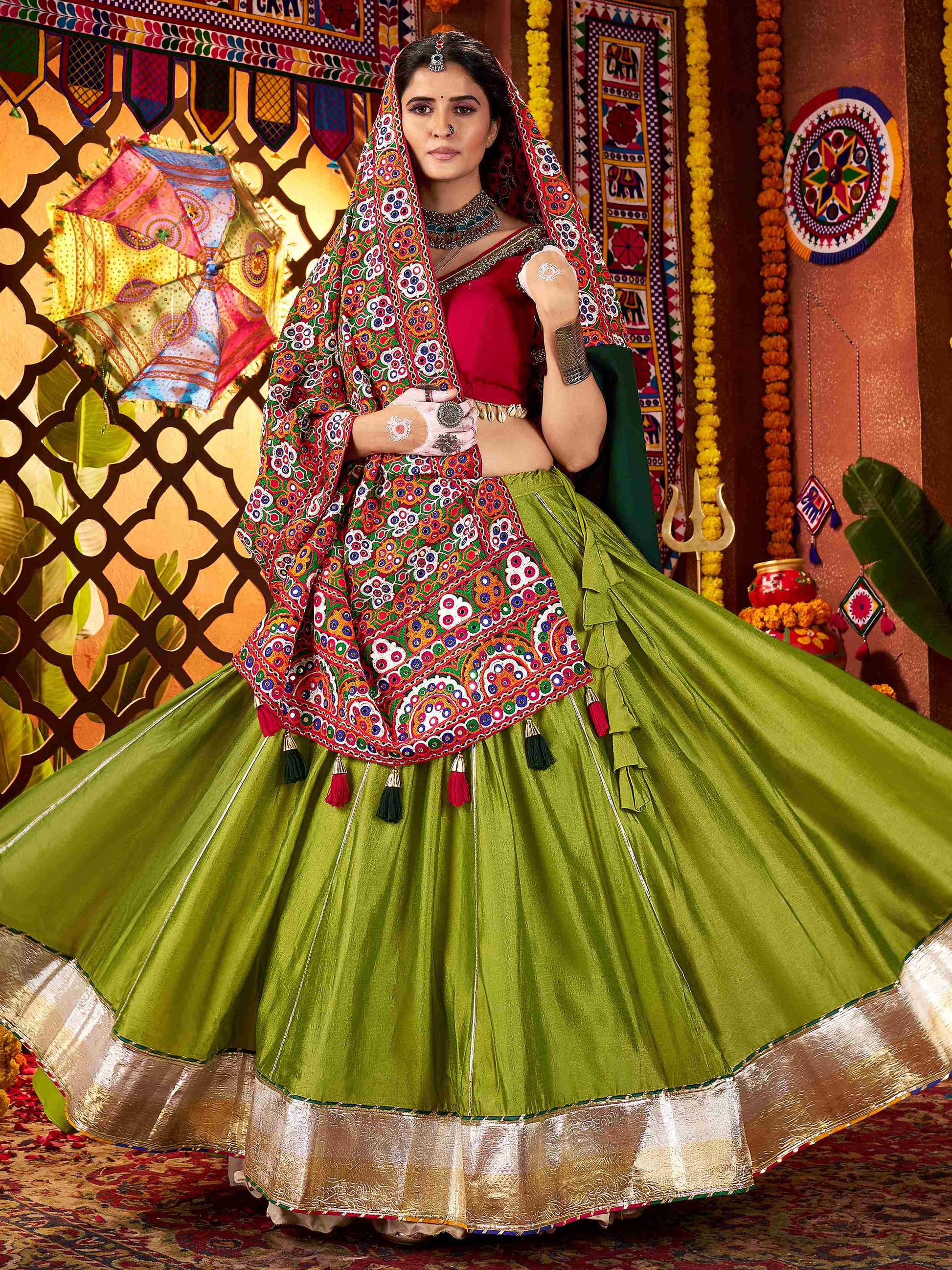 Elegant Green Silk Navratri Wear Lehenga Choli With Thread Work Dupatta