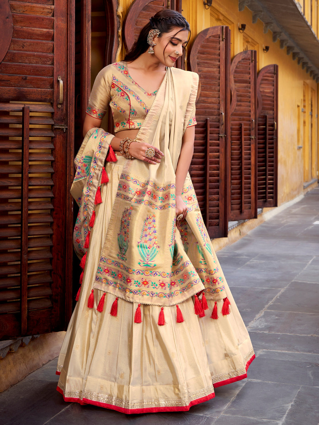 Amazing Cream Zari Weaving Silk Wedding Lehenga Choli With Dupatta