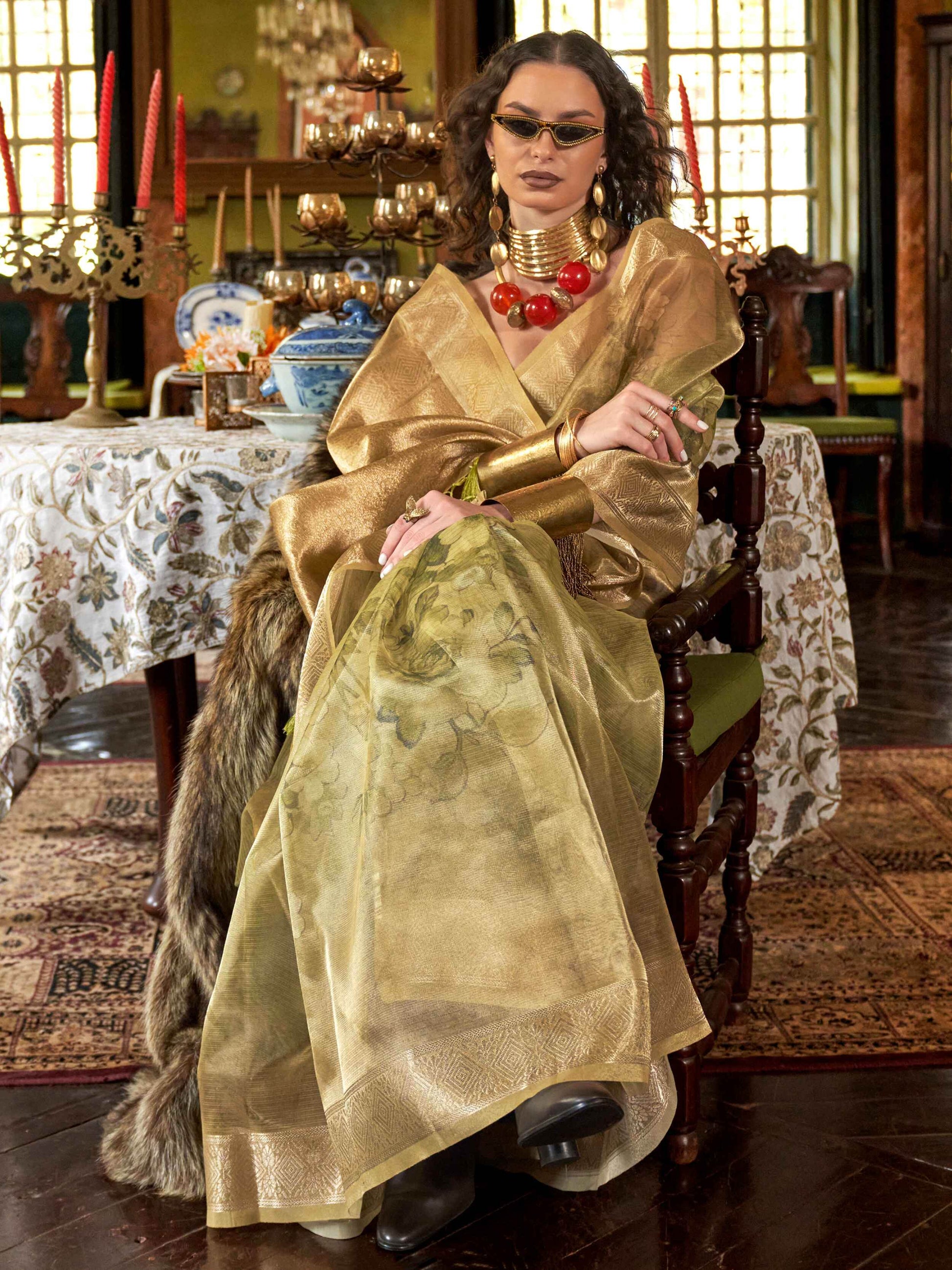 Aesthetic Green Floral Printed Organza Mehendi Wear Saree With Blouse