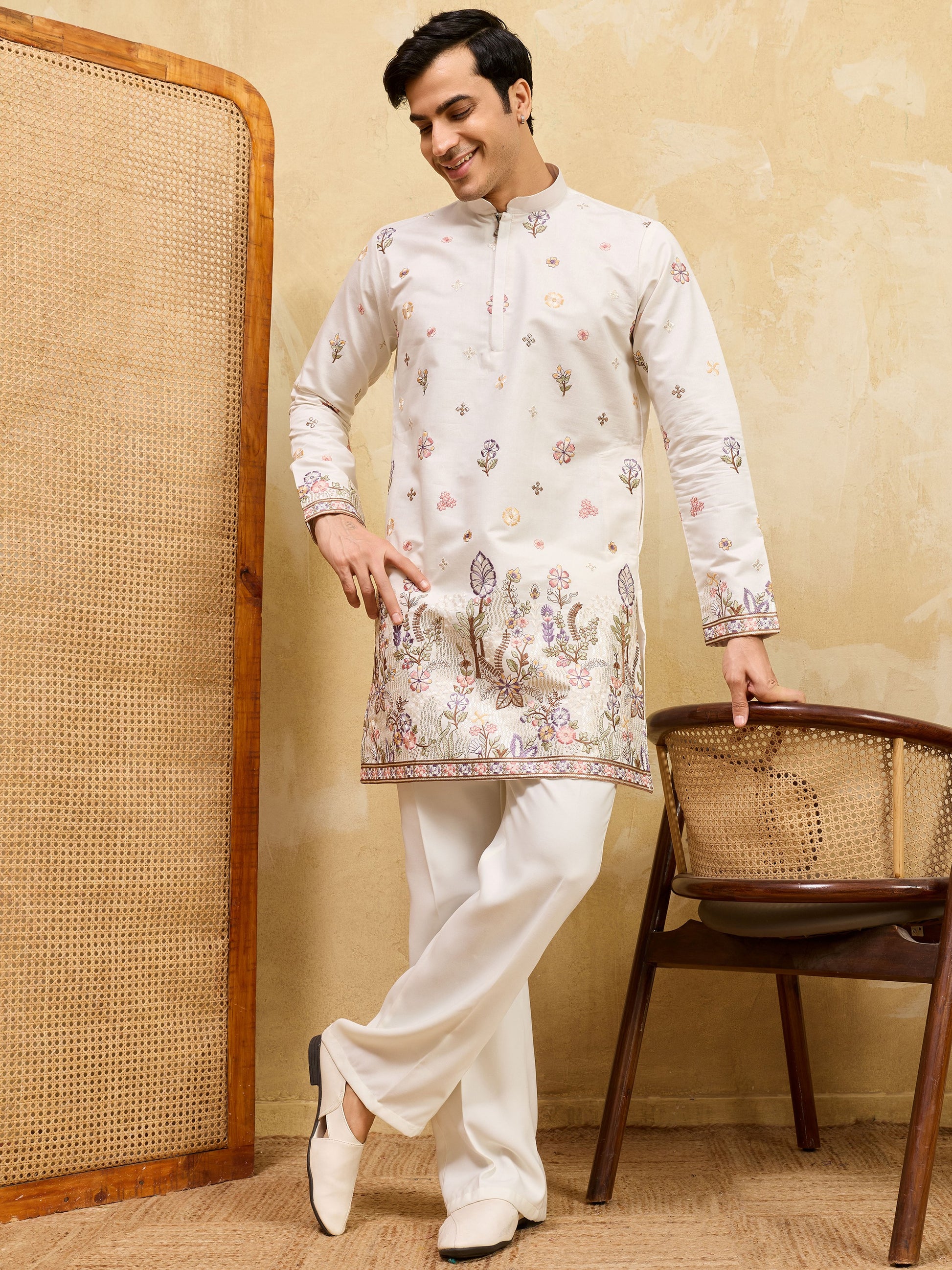 Fantastic White Thread Embroidery Silk Festive Wear Men's Kurta