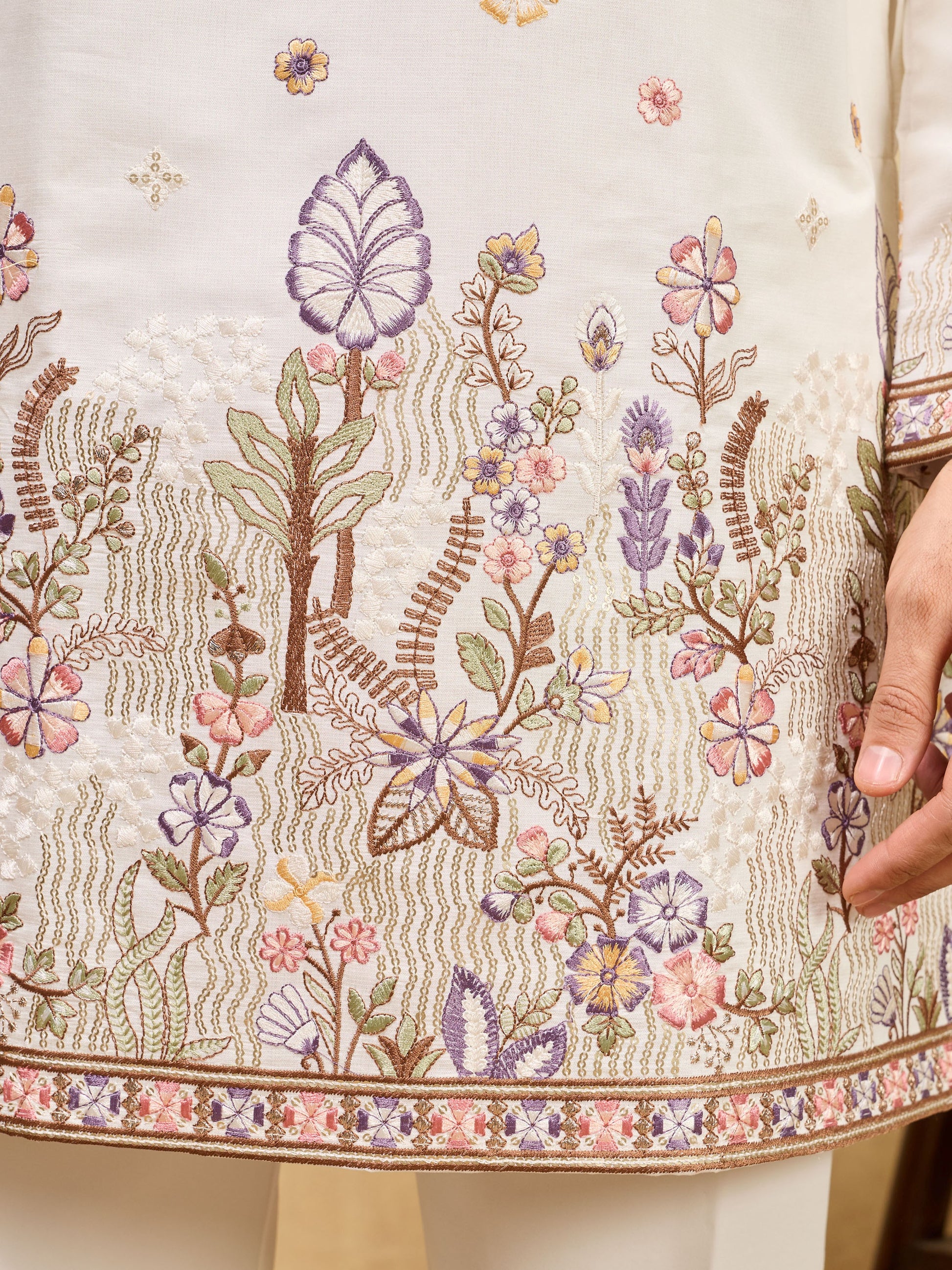 Fantastic White Thread Embroidery Silk Festive Wear Men's Kurta