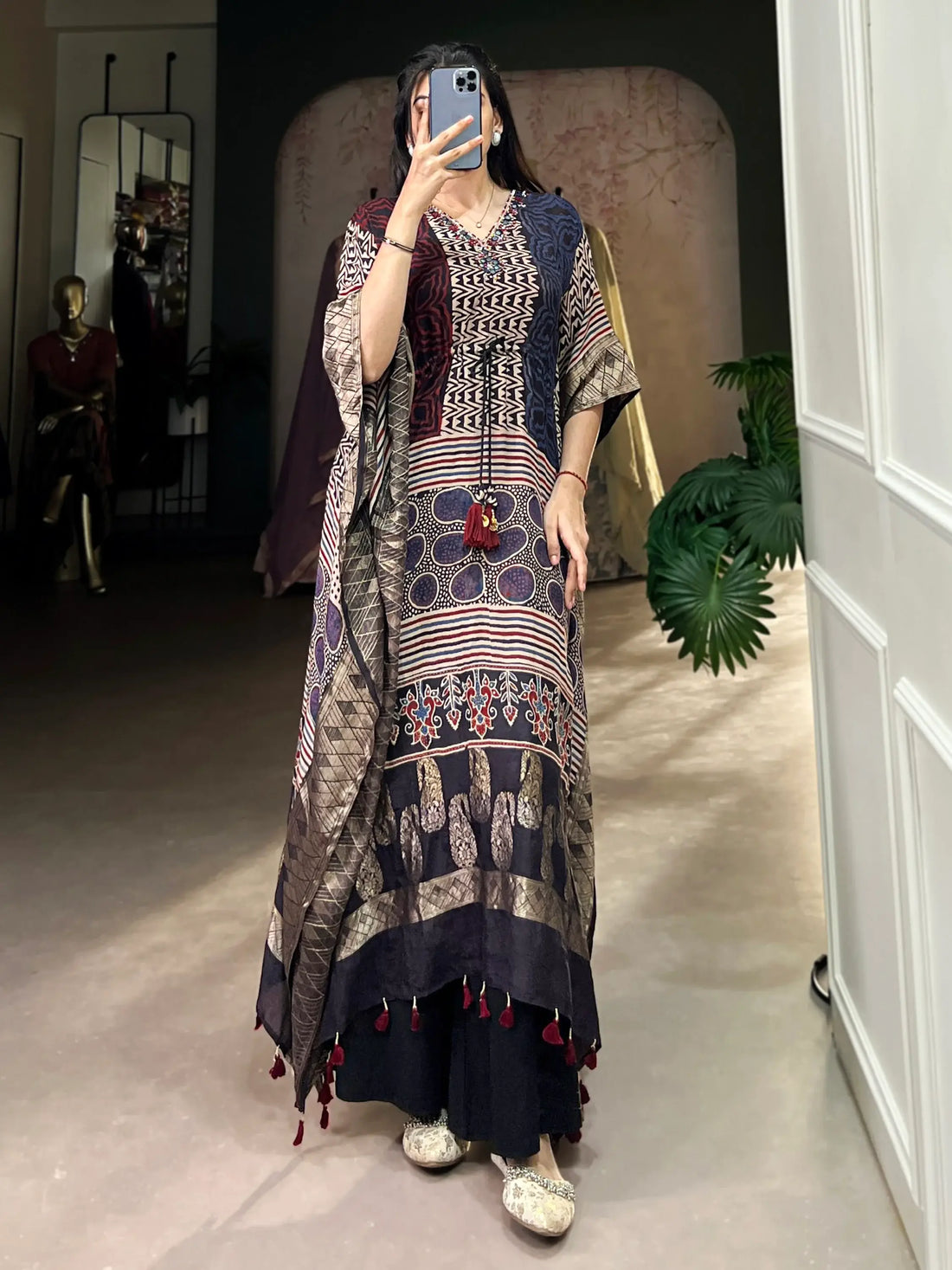 Captivating Multi-Color Mirror Work Viscose Silk Function Wear Kaftan