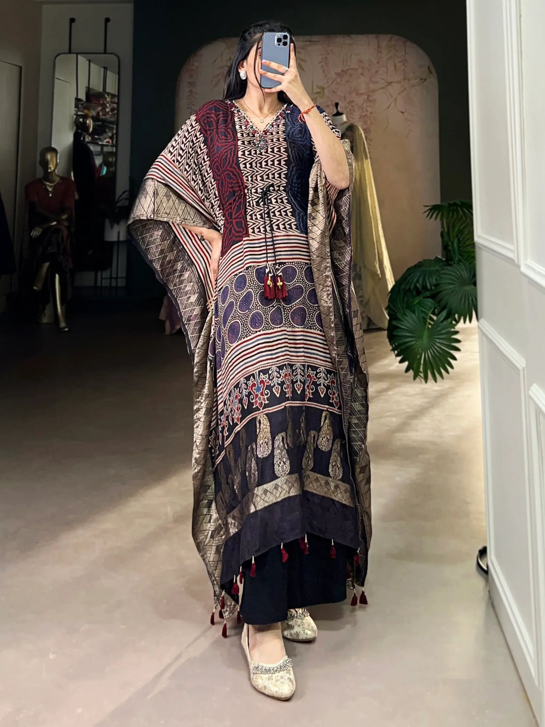 Captivating Multi-Color Mirror Work Viscose Silk Function Wear Kaftan