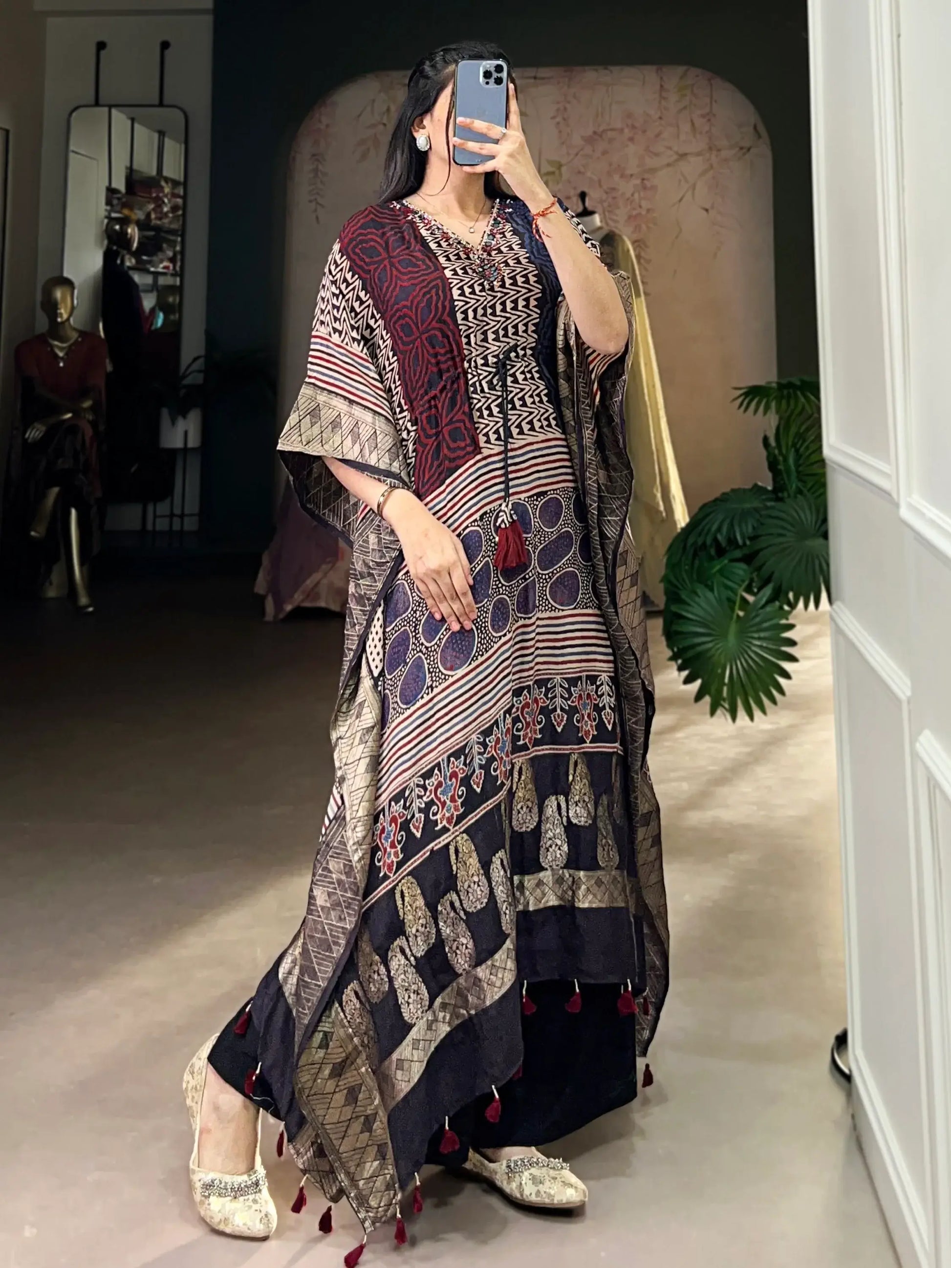 Captivating Multi-Color Mirror Work Viscose Silk Function Wear Kaftan