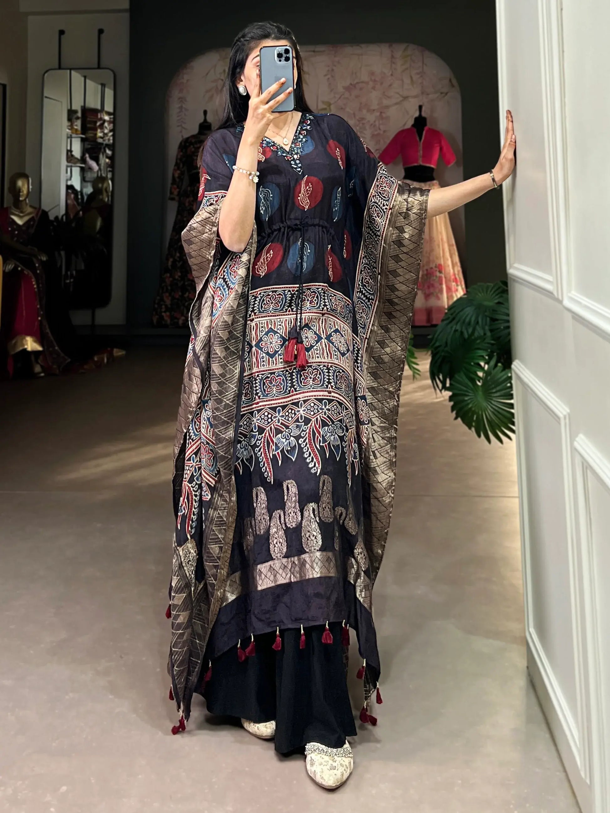 Magnetic Black Digital Printed Viscose Silk Casual Wear Kaftan