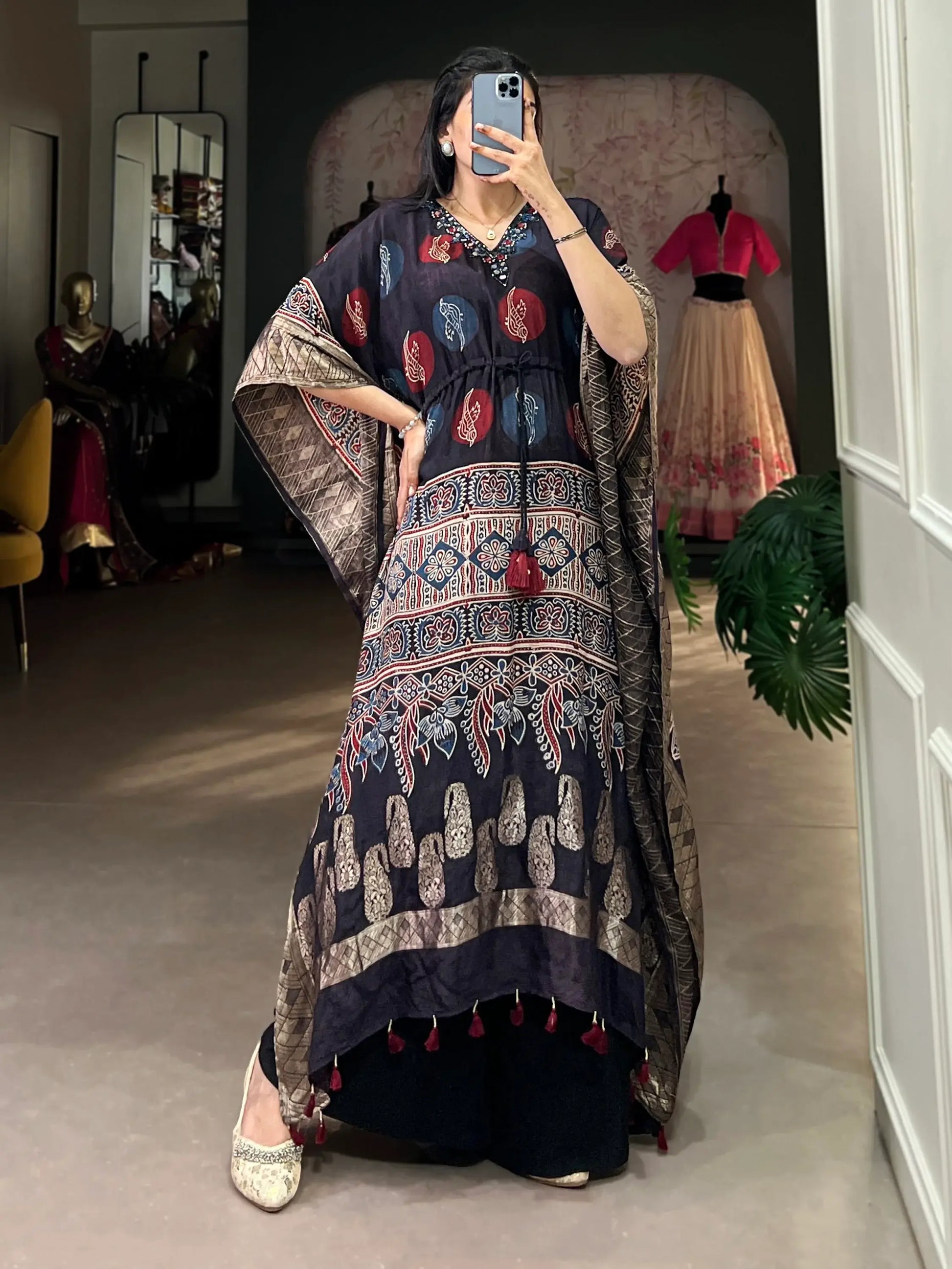 Magnetic Black Digital Printed Viscose Silk Casual Wear Kaftan