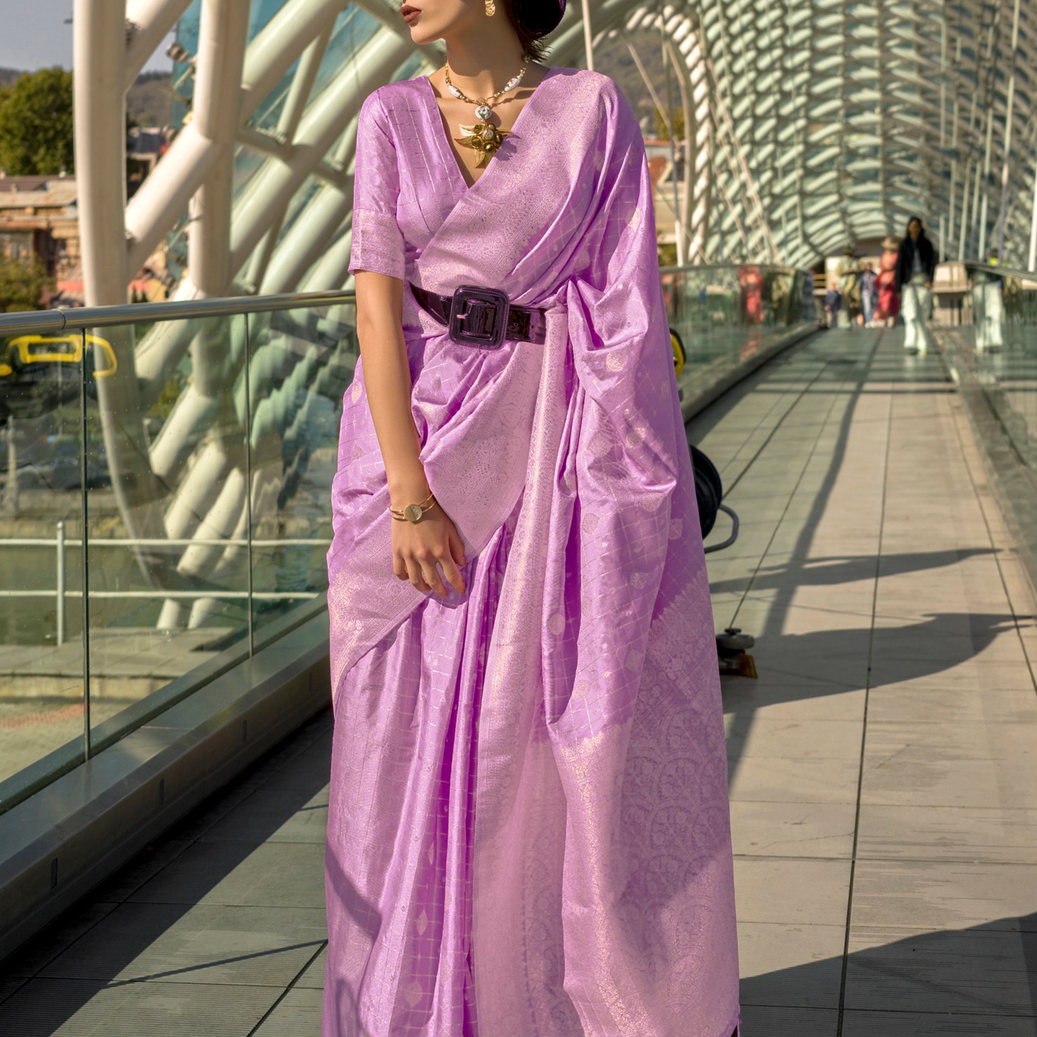 Captivating Lavender Zari Weaving Silk Traditional Saree With Blouse