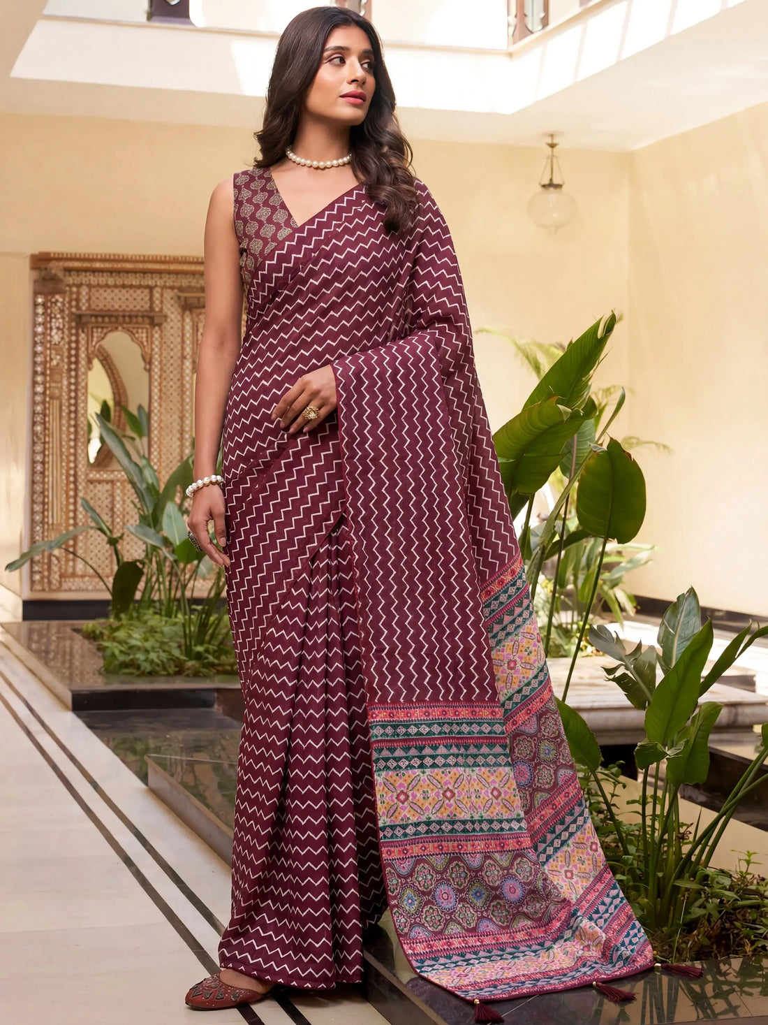 Striking Wine Zig-Zag Printed Crepe Casual Wear Saree With Blouse