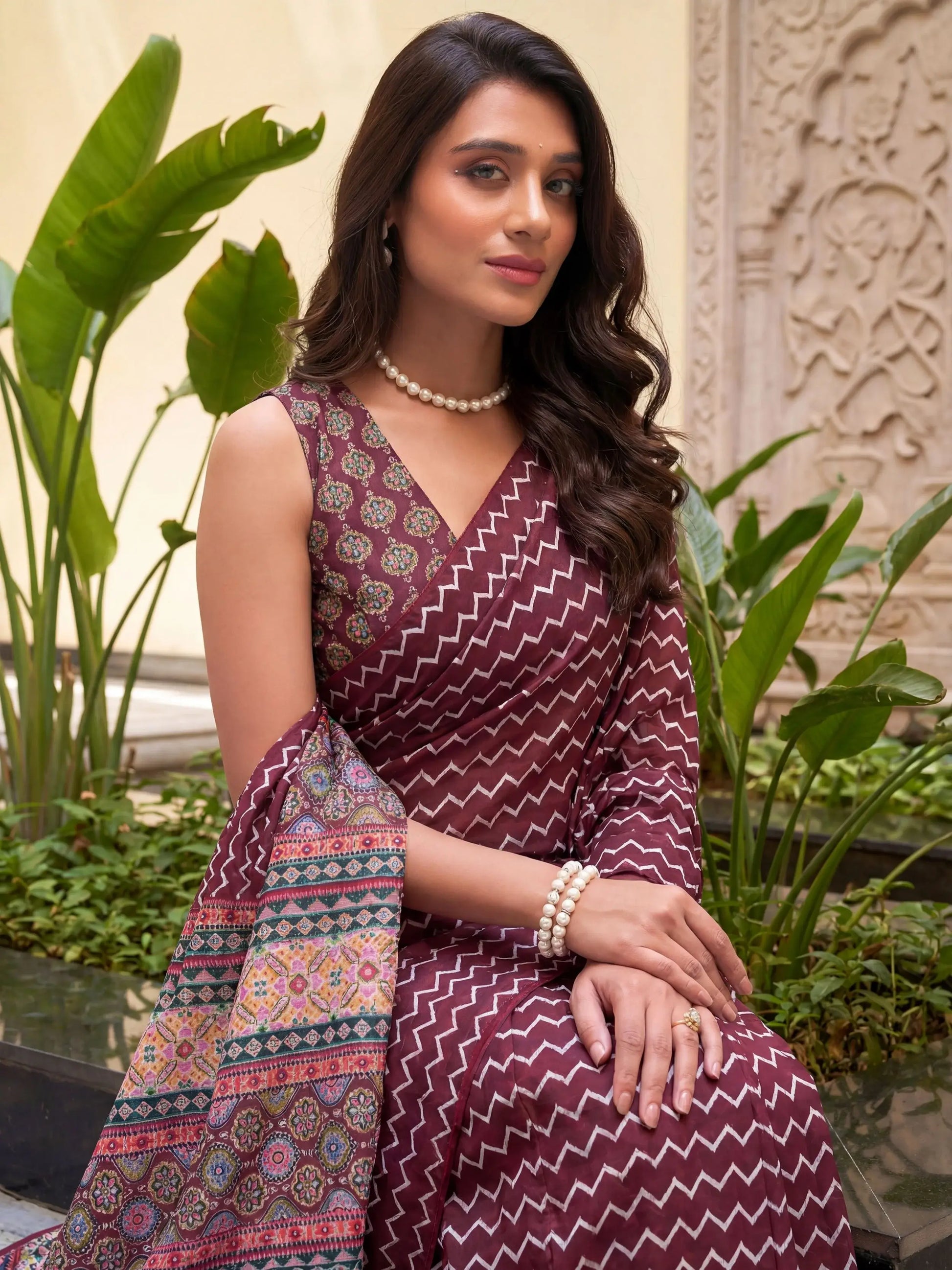Striking Wine Zig-Zag Printed Crepe Casual Wear Saree With Blouse