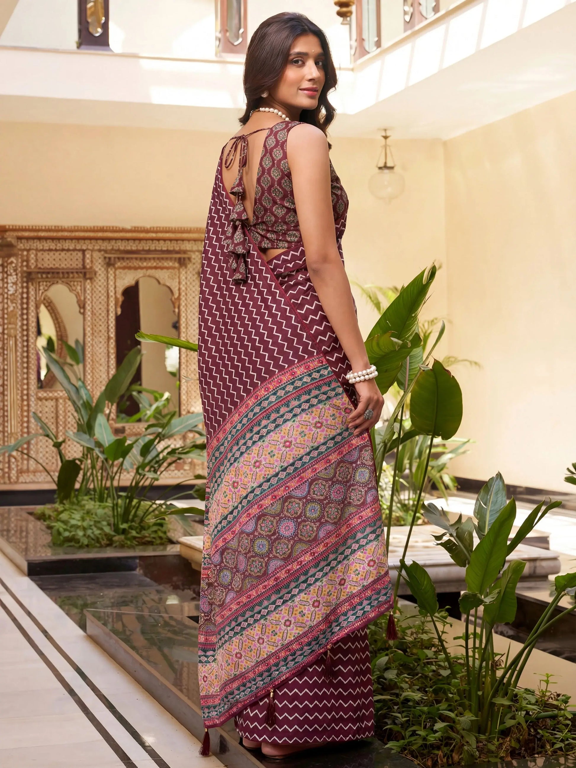 Striking Wine Zig-Zag Printed Crepe Casual Wear Saree With Blouse