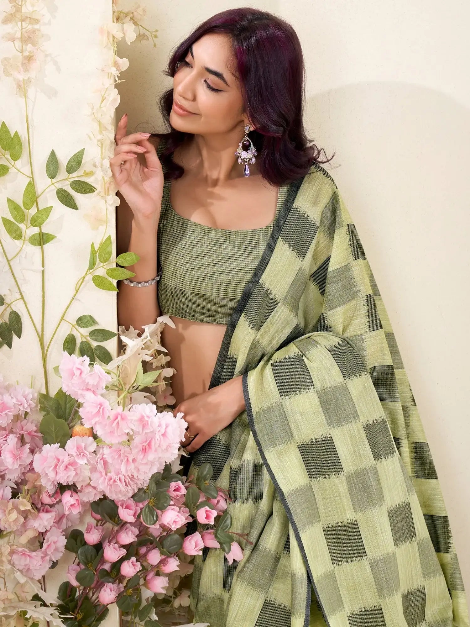 Splendid Green Digital Printed Linen Daily Wear Saree With Blouse