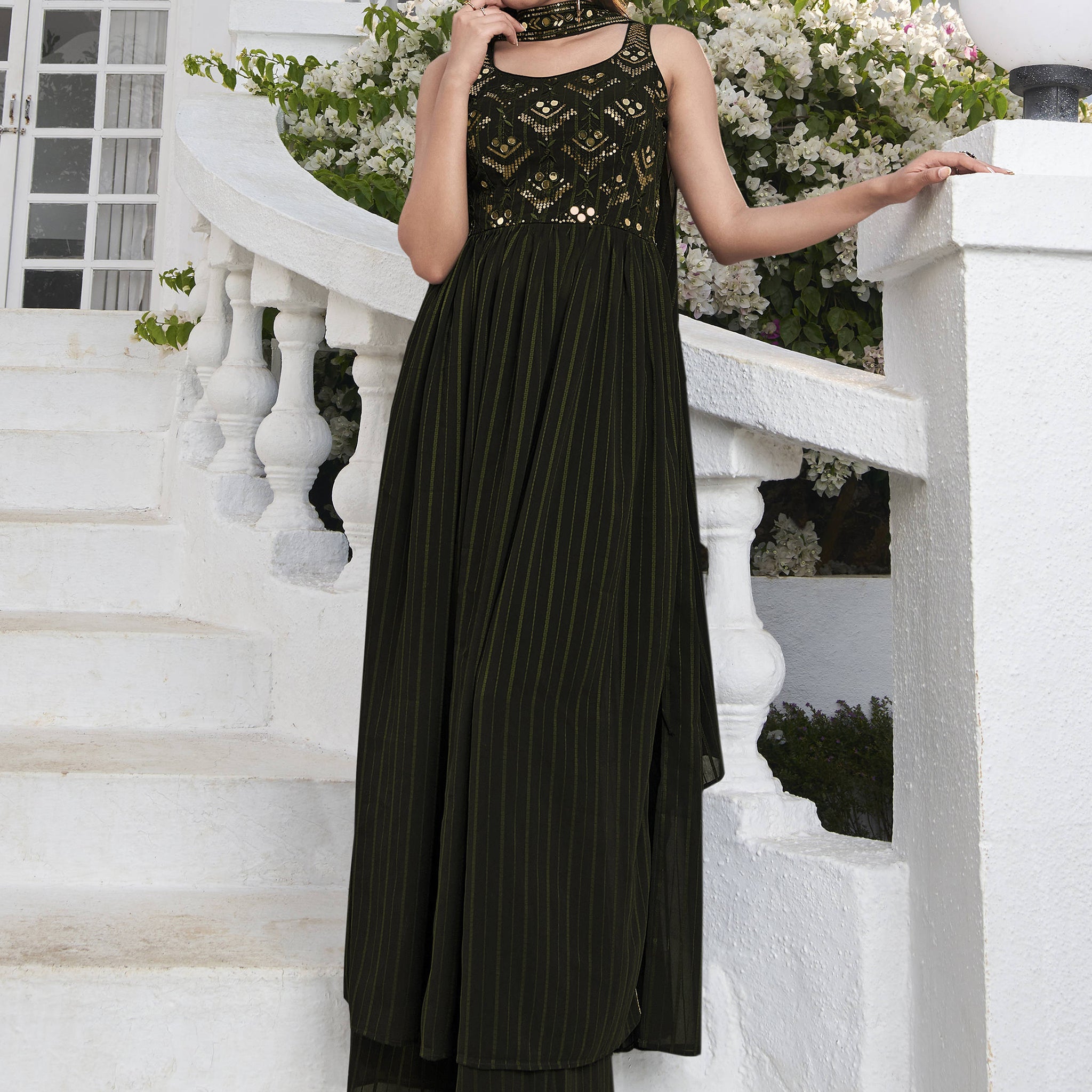 Cute Green Embroidered Georgette Wedding Wear Salwar Kameez