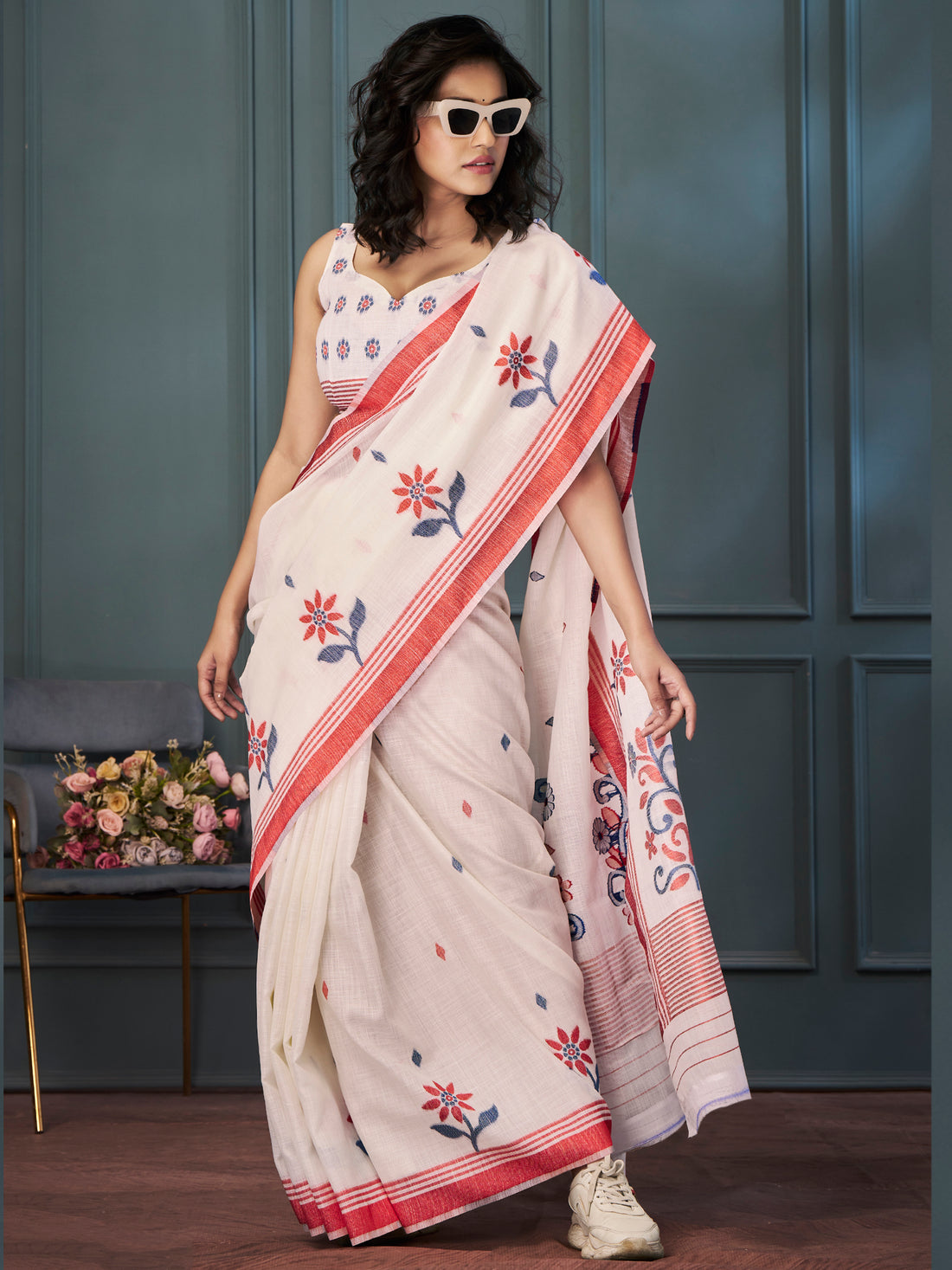 Adorable Off-White Weaving Linen Traditional Saree With Blouse