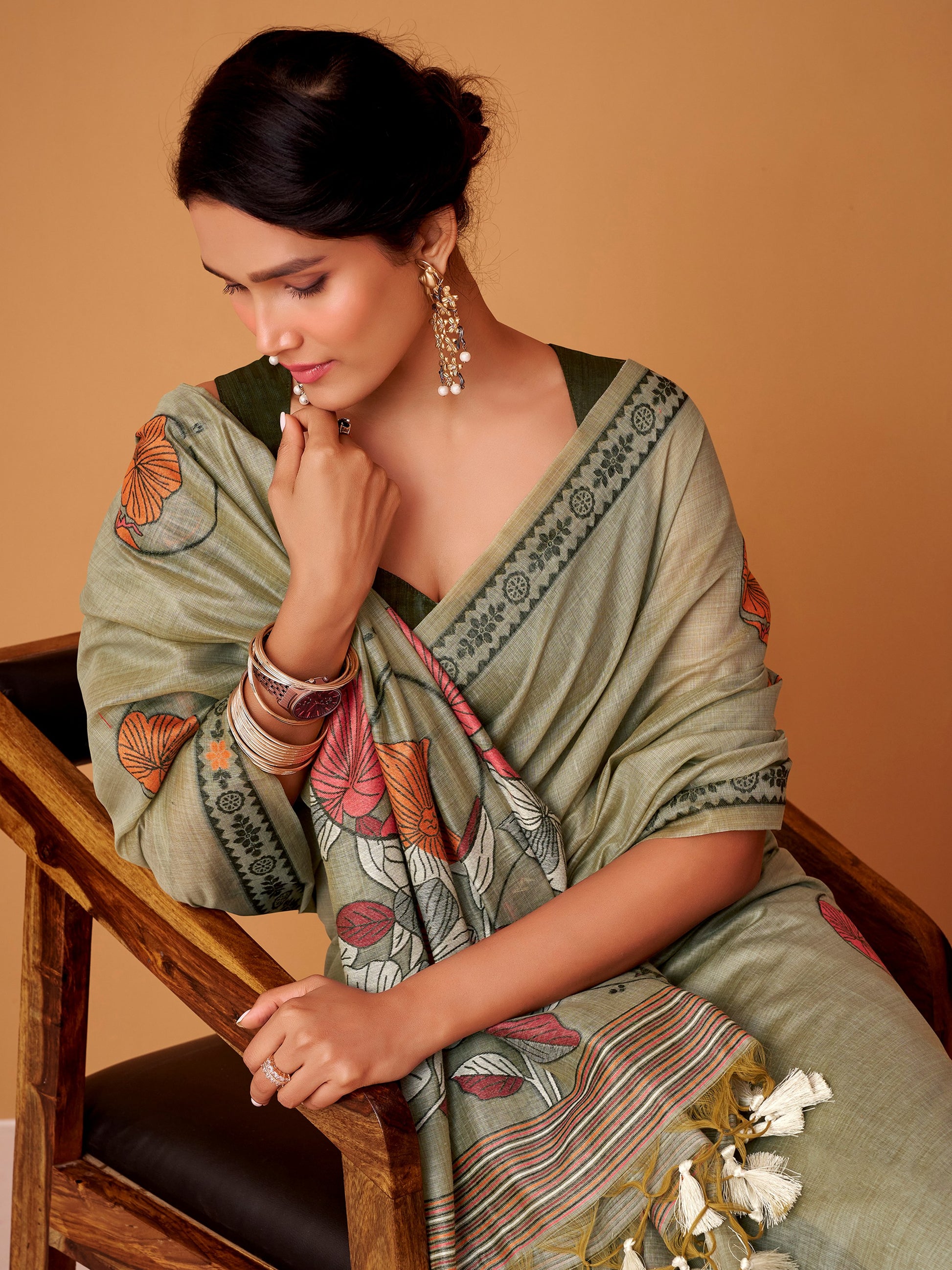 Amazing Green Floral Printed Cotton Daily Wear Saree With Blouse
