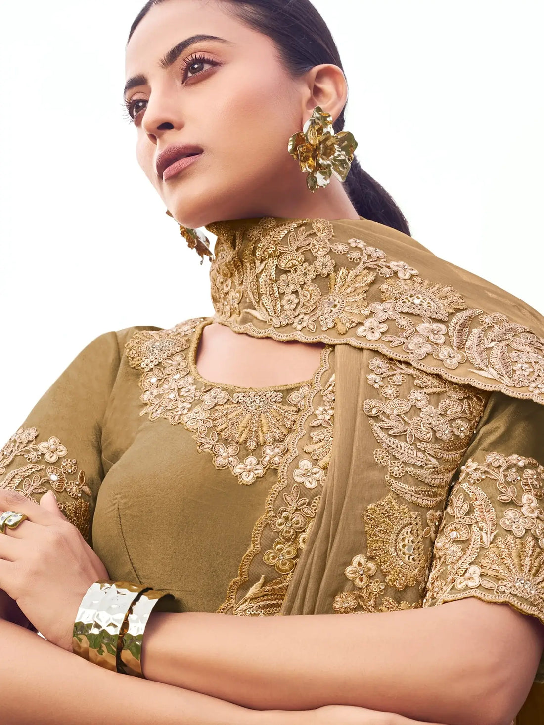 Sparkling Golden Khatli Work Banarasi Wedding Wear Saree With Blouse