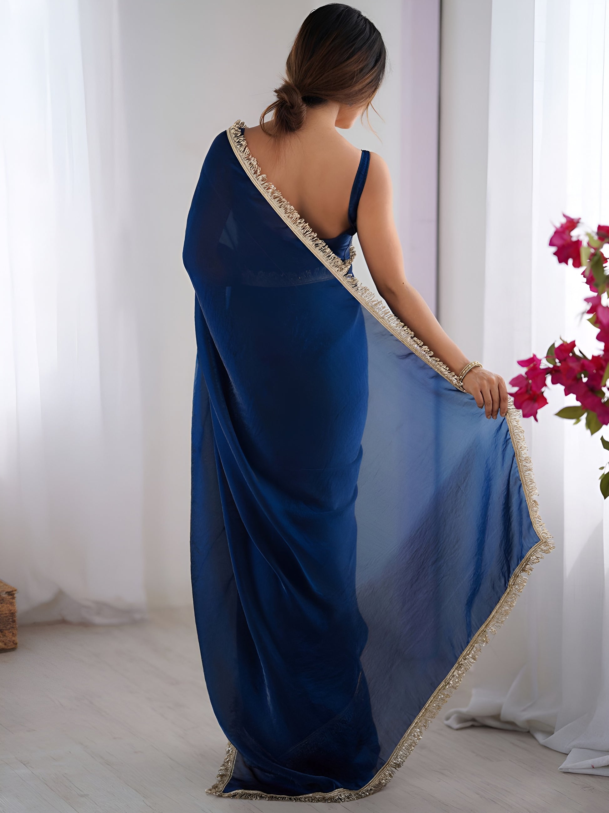 Mesmerizing Blue Lace Border Silk Marriage Wear Saree With Blouse