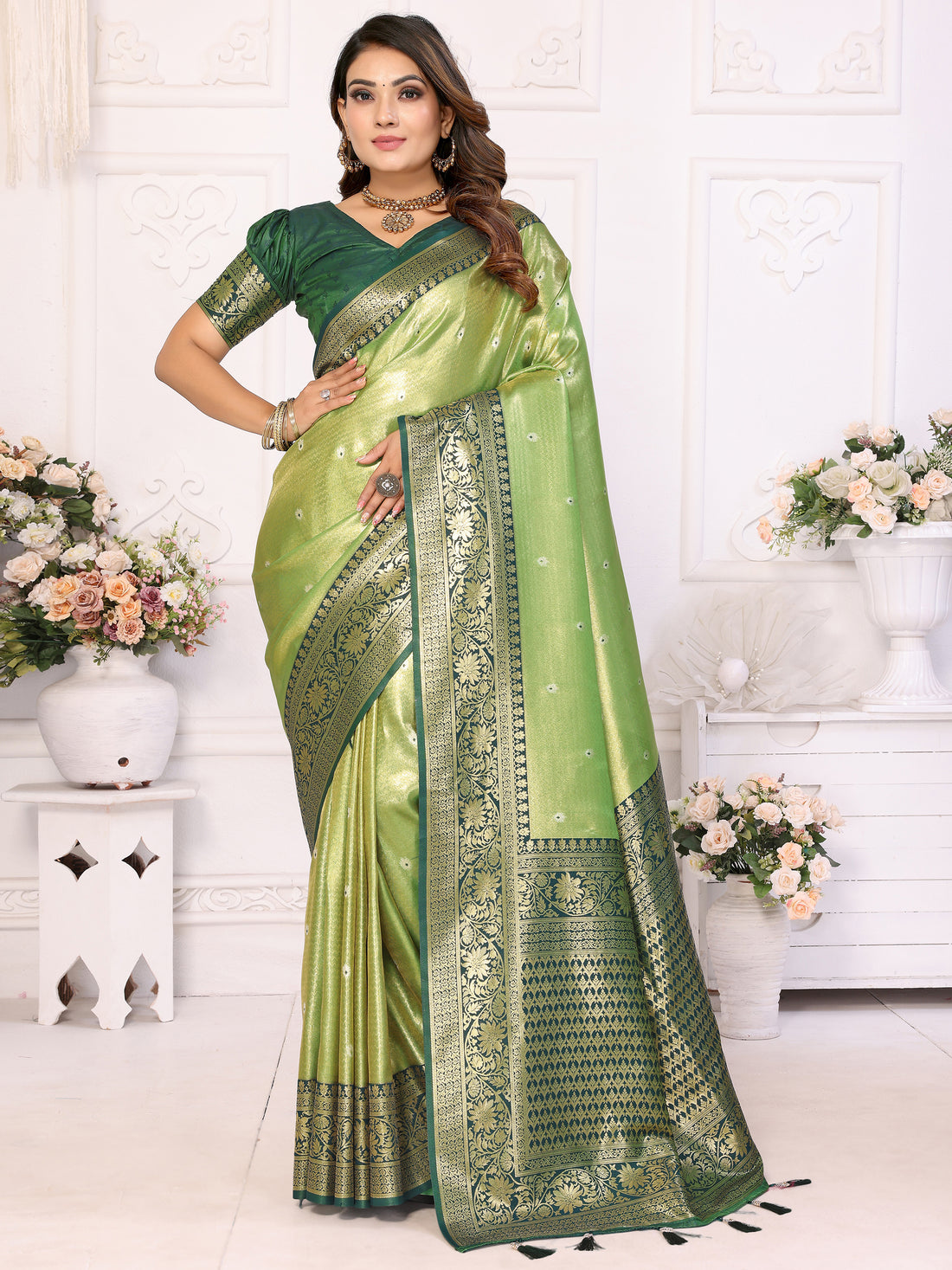Bewitching Green Zari Weaving Banarasi Silk Evening Wear Saree