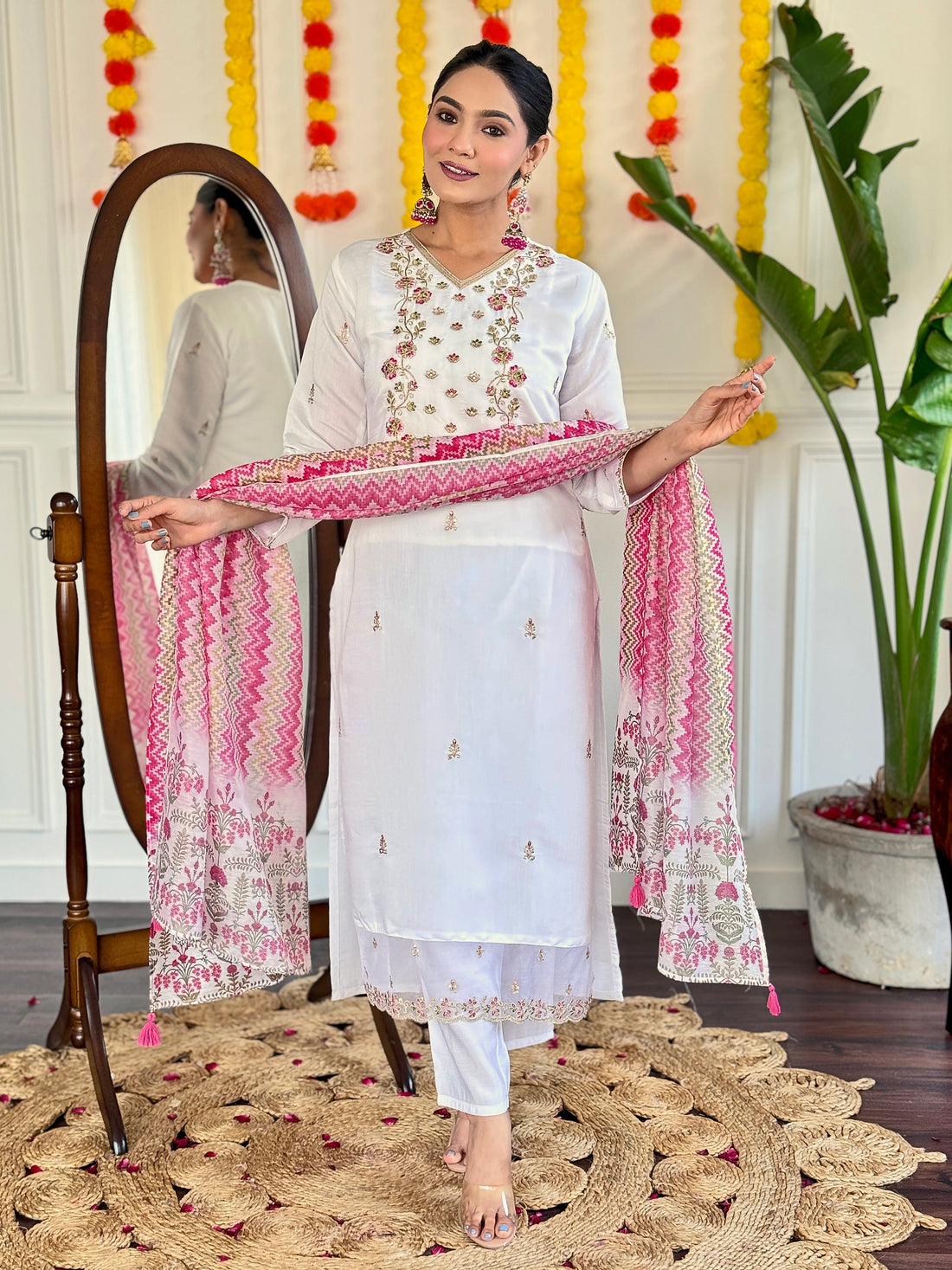 Captivating White Floral Embroidered Viscose Event Wear Pant Suit